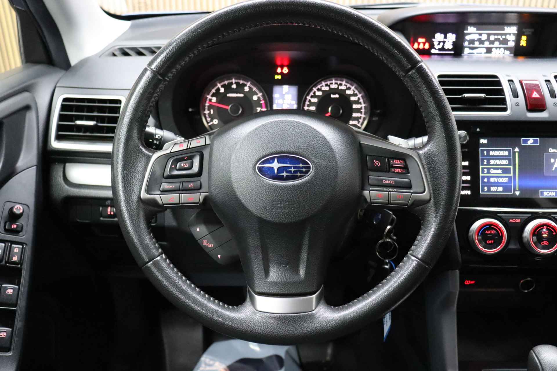 Subaru Forester 2.0 Comfort CVT | Trekhaak | Cruise control | Climat control - 14/29