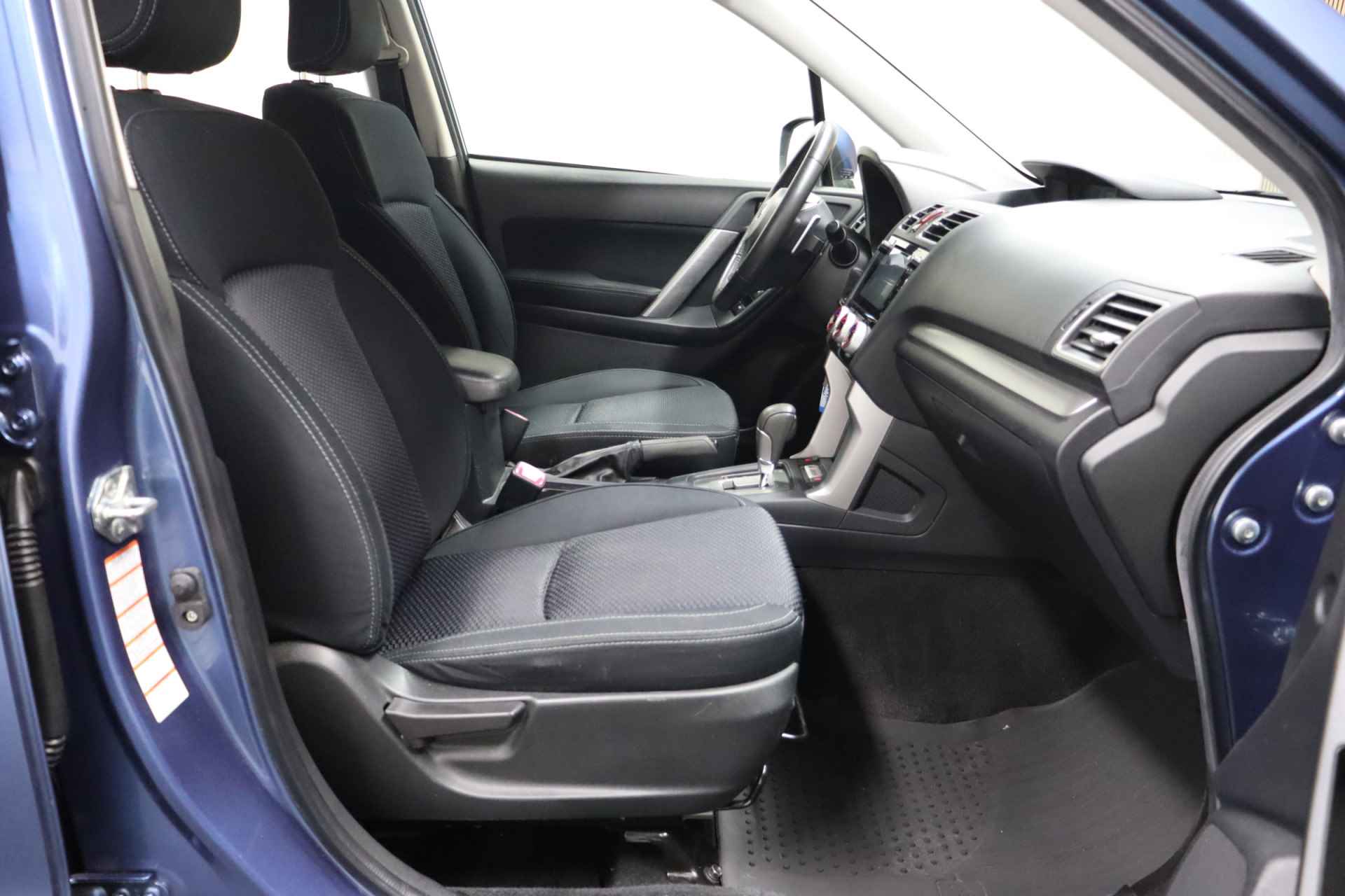 Subaru Forester 2.0 Comfort CVT | Trekhaak | Cruise control | Climat control - 27/29