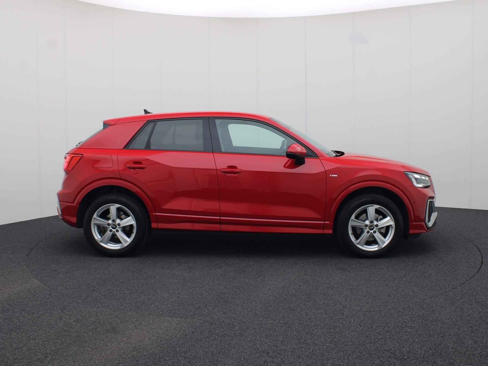 Audi Q2 35 TFSI/150PK S Edition · Navigatie · Parkeersensoren + camera · Trekhaak · Garantie tot februari 2026 of 100000km - 4/42