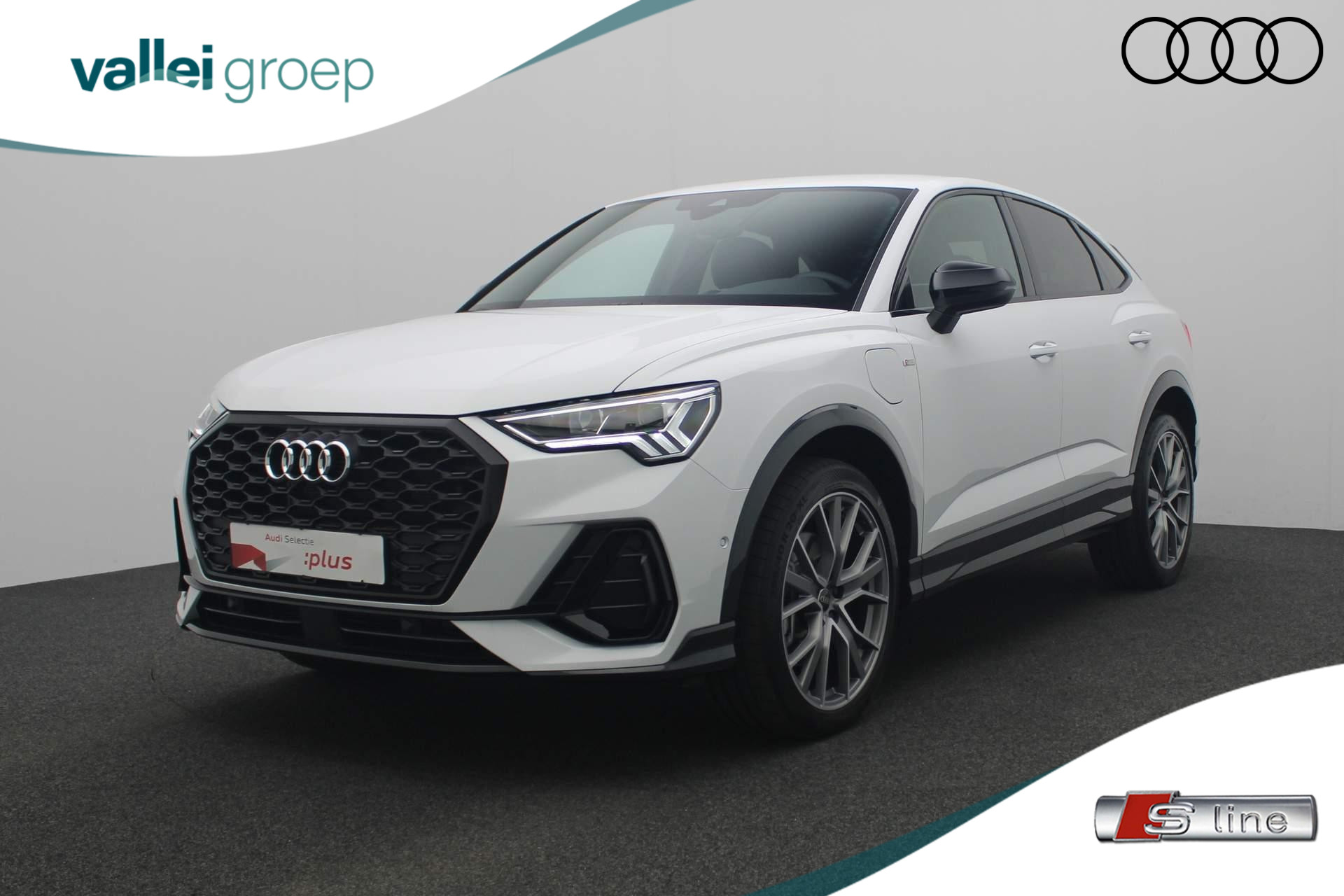 Audi Q3 Sportback 45 TFSI e 245PK S-tronic S Edition | Trekhaak | SONOS | 20 inch | Keyless | Camera | Navi | Full LED | ACC | Zwart optiek