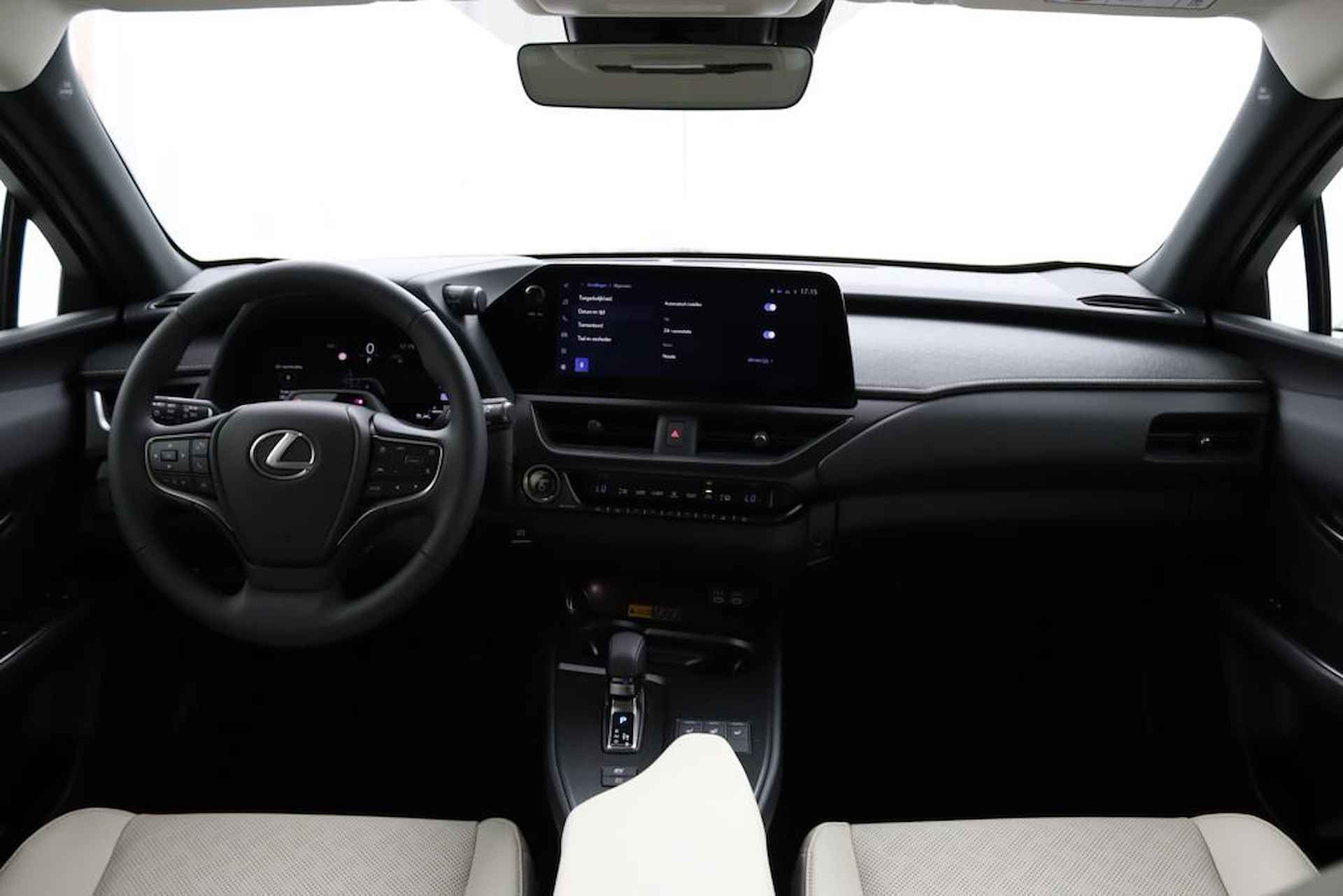 Lexus UX 300h Luxury Line | Premium Pack | Mark Levinson | Head-Up Display | Premium Navigatiesysteem - 4/50