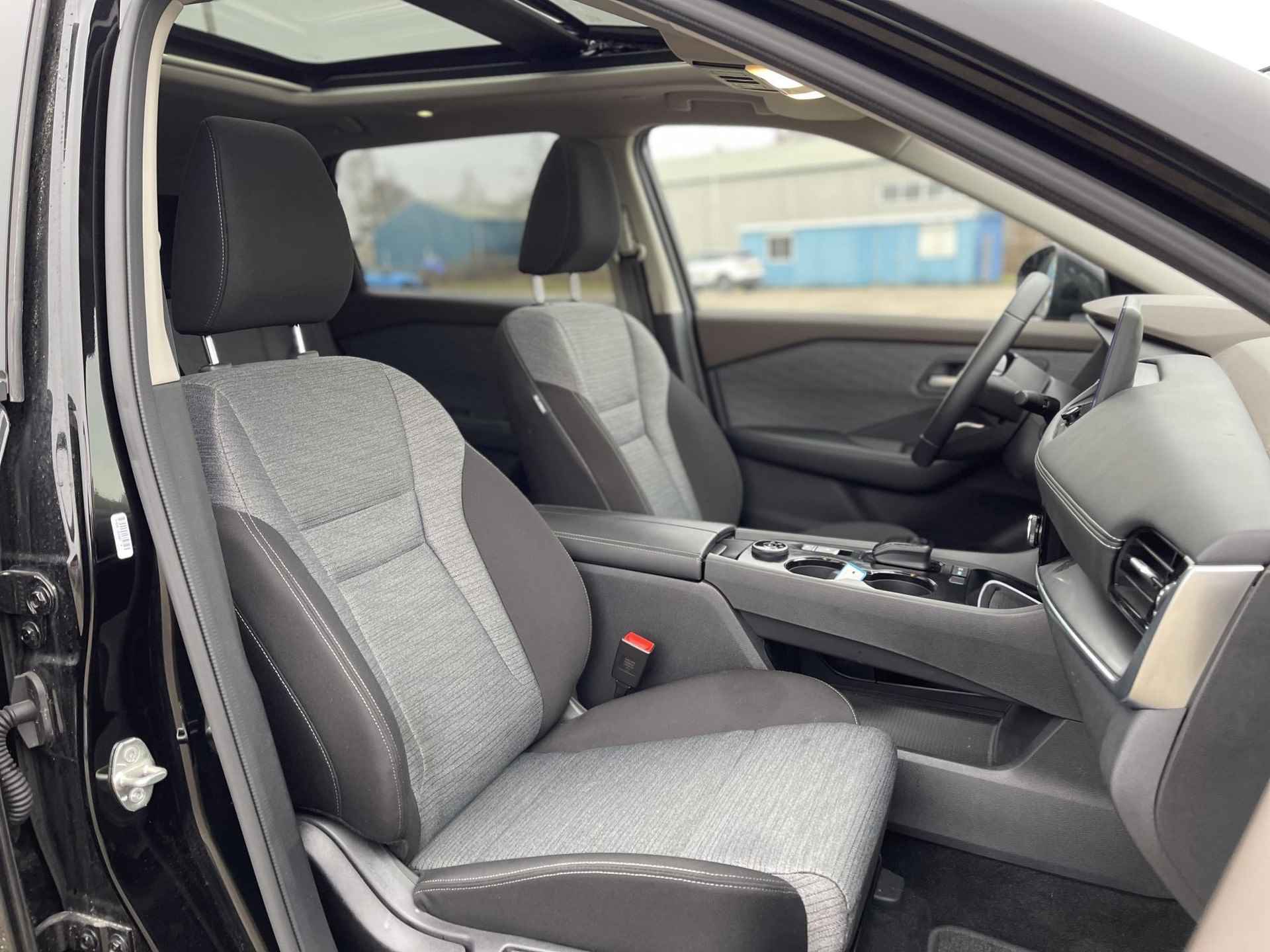 Nissan X-Trail 1.5 e-4orce N-Connecta 4WD 7p. Lounge Pack | Panoramadak | Adapt. Cruise Control | 360° Camera | Dodehoek | Apple Carplay/Android Auto | Rijklaarprijs! - 11/26