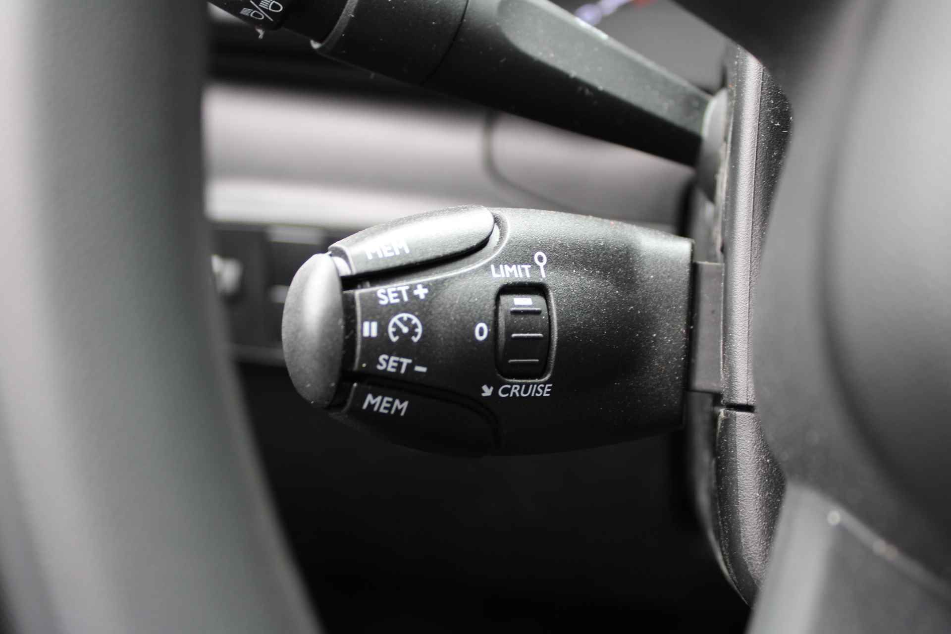 Citroën C3 1.2 83pk Plus | NAVI | CAMERA | LED | PDC | CLIMA | CRUISE | DAB | AFN. TREKHAAK | CARPLAY/ANDROID AUTO | - 21/27