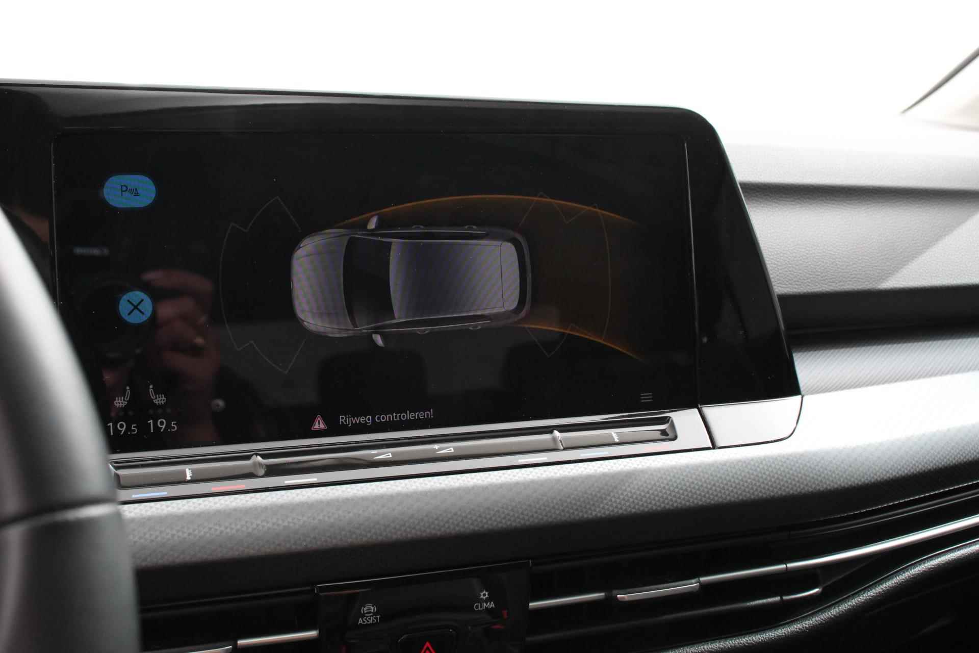 Volkswagen Golf 1.0 eTSI 110pk DSG Active | Navigatie | Panorama dak | Climate Control | Camera | Adaptive Cruise Control | Virtual Cockpit | Stoelverwarming | Extra Getint Glas - 18/27
