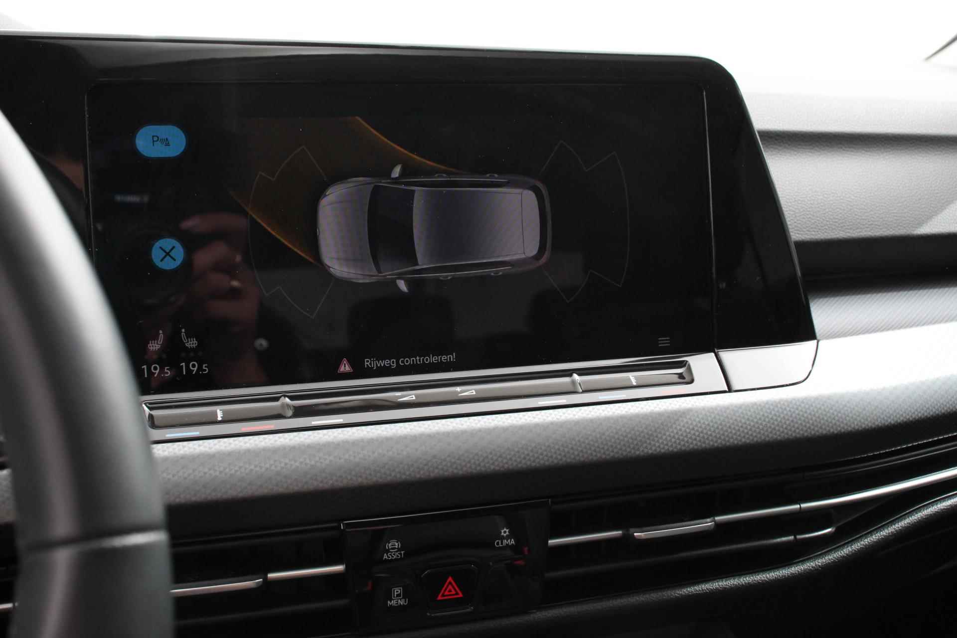Volkswagen Golf 1.0 eTSI 110pk DSG Active | Navigatie | Panorama dak | Climate Control | Camera | Adaptive Cruise Control | Virtual Cockpit | Stoelverwarming | Extra Getint Glas - 19/27