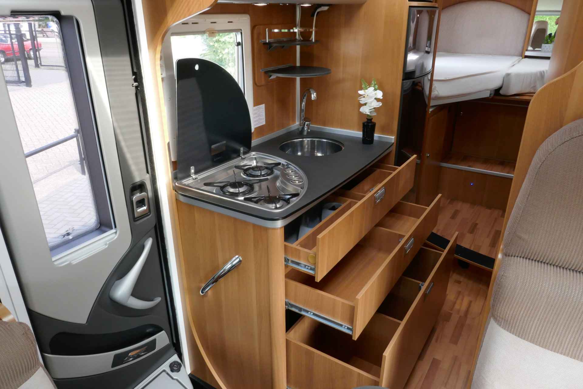 Laika Ecovip 609 Integraal 150 pk Euro5 Fiat Ducato Maxi **Enkele bedden/Hefbed/Zonnepaneel/Lithium/Satelliet TV//Veel opties/2e eigen - 11/62