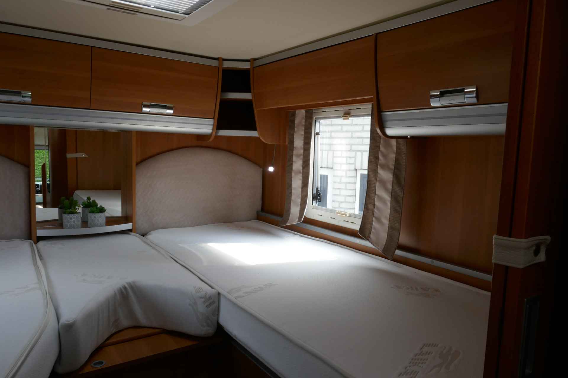 Laika Ecovip 609 Integraal 150 pk Euro5 Fiat Ducato Maxi **Enkele bedden/Hefbed/Zonnepaneel/Lithium/Satelliet TV//Veel opties/2e eigen - 14/62