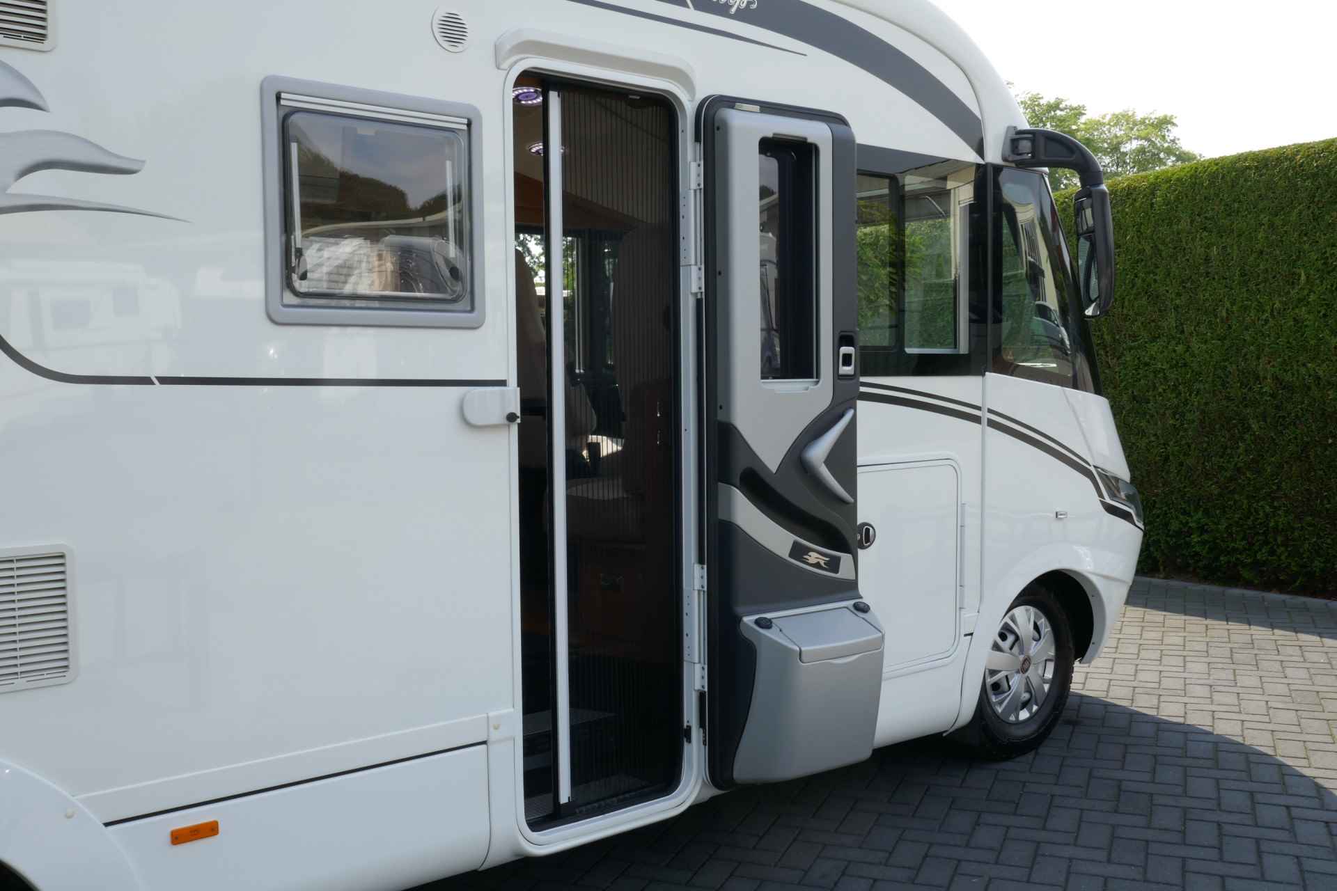 Laika Ecovip 609 Integraal 150 pk Euro5 Fiat Ducato Maxi **Enkele bedden/Hefbed/Zonnepaneel/Lithium/Satelliet TV//Veel opties/2e eigen - 57/62