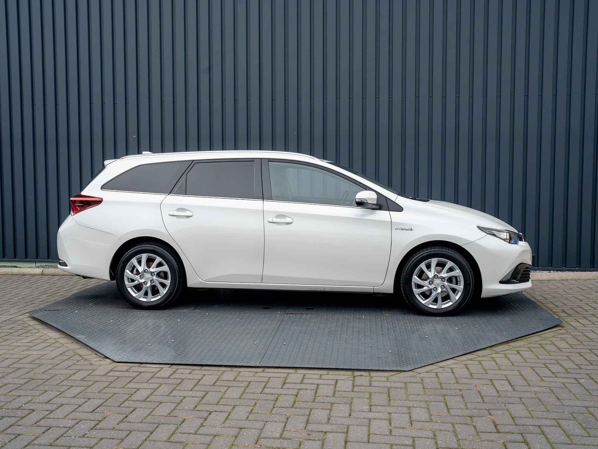 Toyota Auris 1.8 Hybrid Dynamic | Camera | Navi | Prijs Rijklaar!! - 22/41