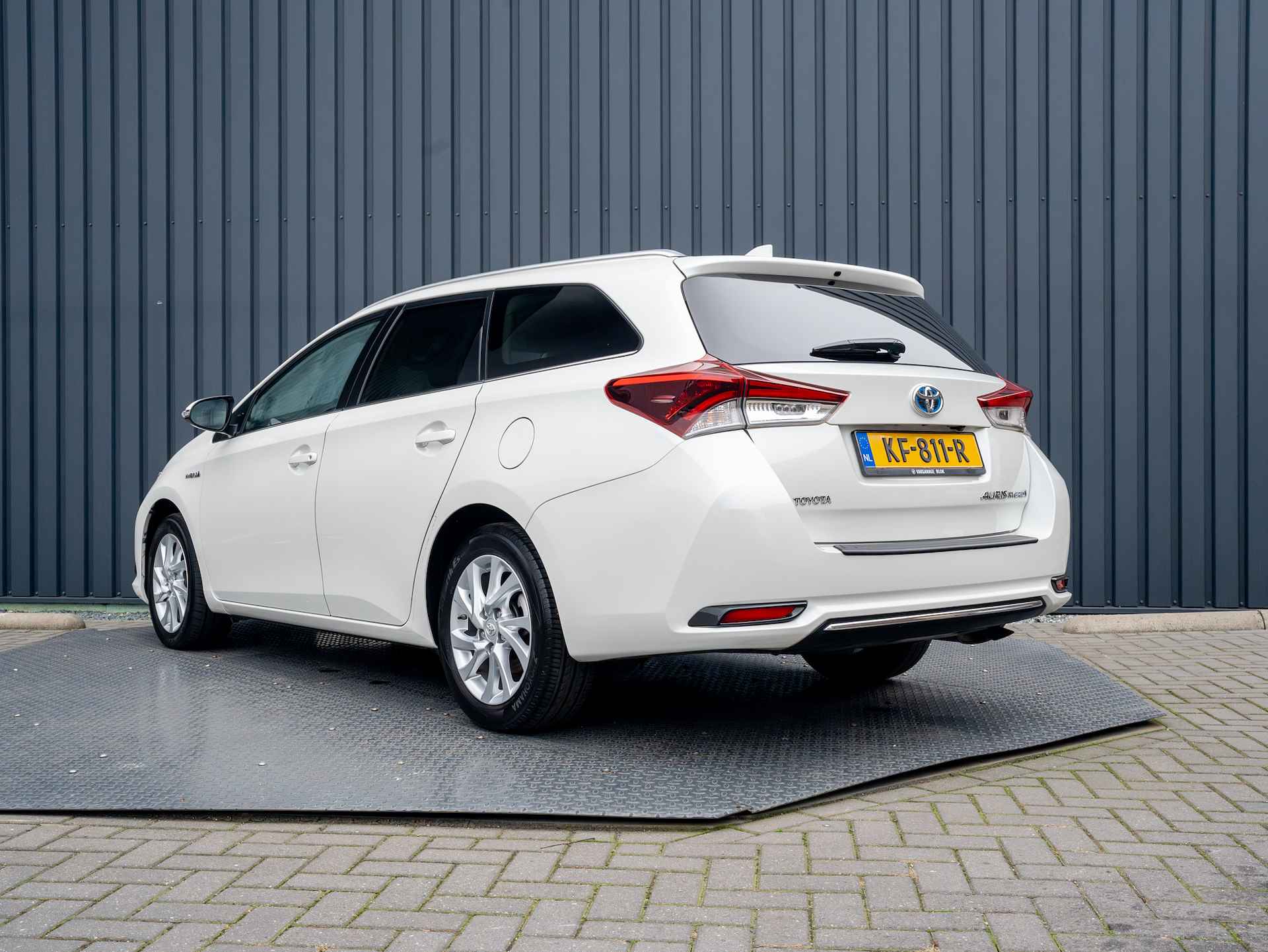 Toyota Auris 1.8 Hybrid Dynamic | Camera | Navi | Prijs Rijklaar!! - 38/41