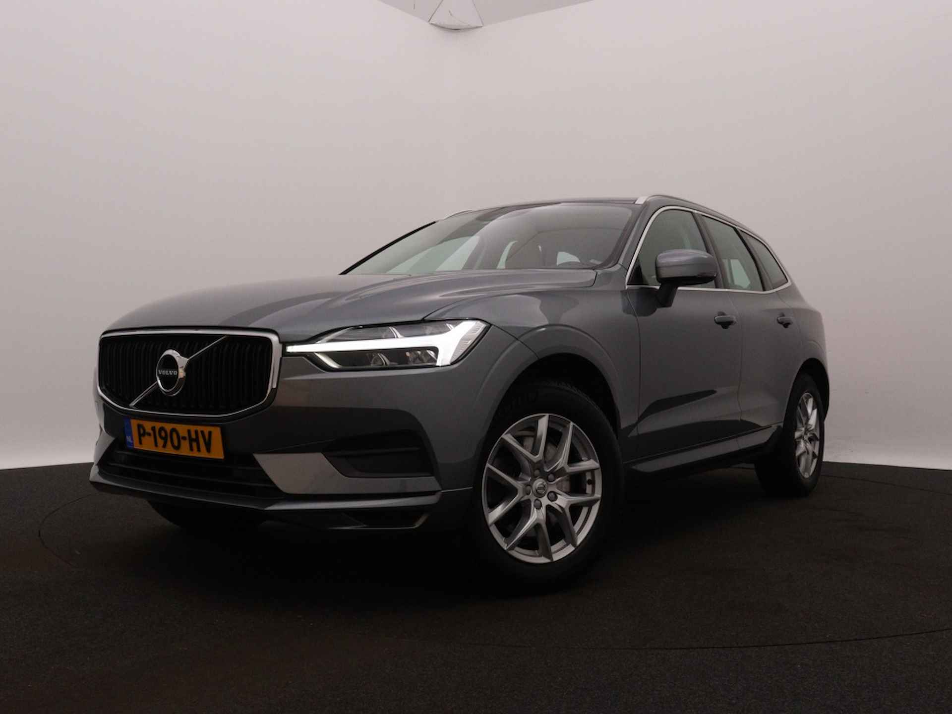 Volvo XC60 2.0 D4 Momentum - 29/40