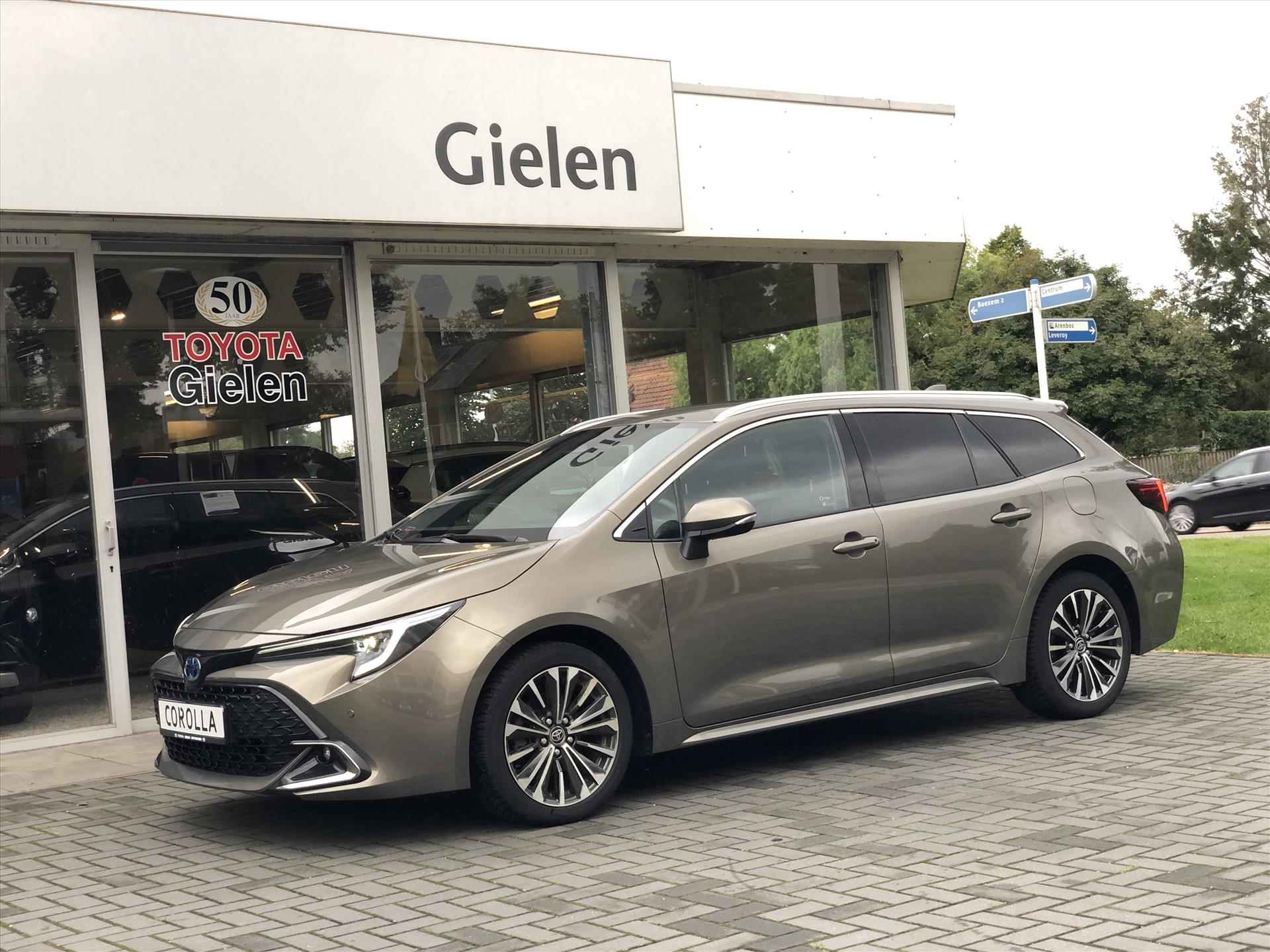 Toyota Corolla Touring Sports 1.8 Full Hybrid Dynamic Plus | Smart Connect, Dodehoekherkenning, Parkeersensoren, Stoel + Stuurverwarming, Keyless - 11/40