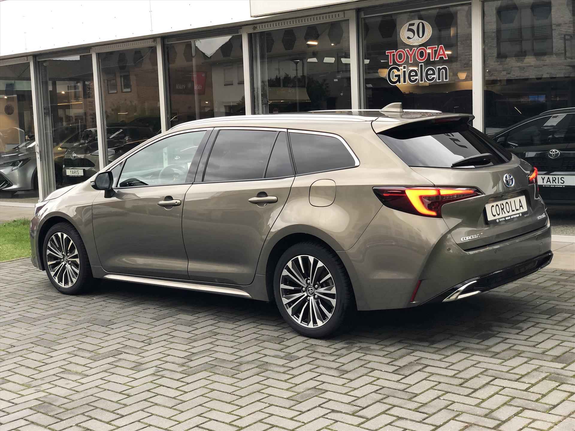 Toyota Corolla Touring Sports 1.8 Full Hybrid Dynamic Plus | Smart Connect, Dodehoekherkenning, Parkeersensoren, Stoel + Stuurverwarming, Keyless - 5/40