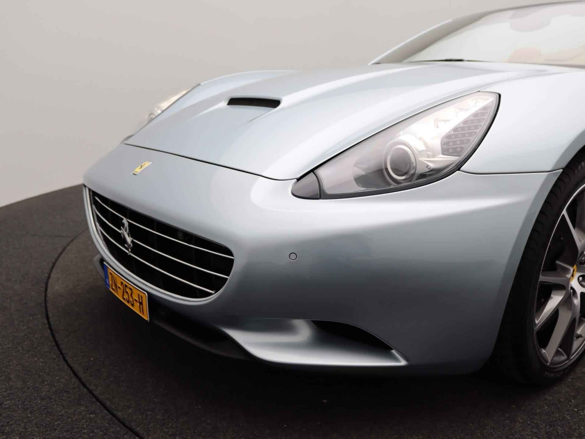 Ferrari California 4.3 V8 | NP EUR 246.700,-| Dealer Onderhouden | Keramisch | Daytona Seats | 20 Inch | - 41/64