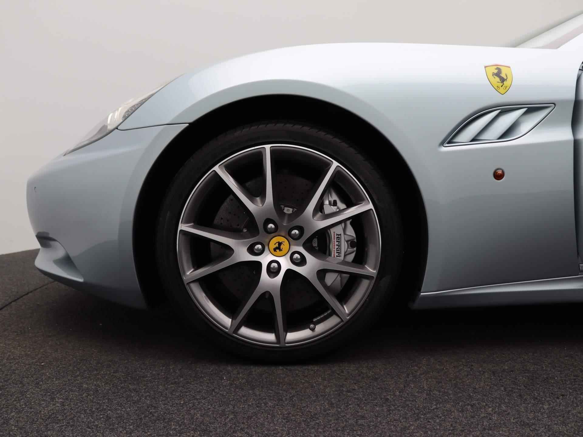 Ferrari California 4.3 V8 | NP EUR 246.700,- | Dealer Onderhouden | Keramische Remmen | Daytona Seats | 20 Inch | - 18/70