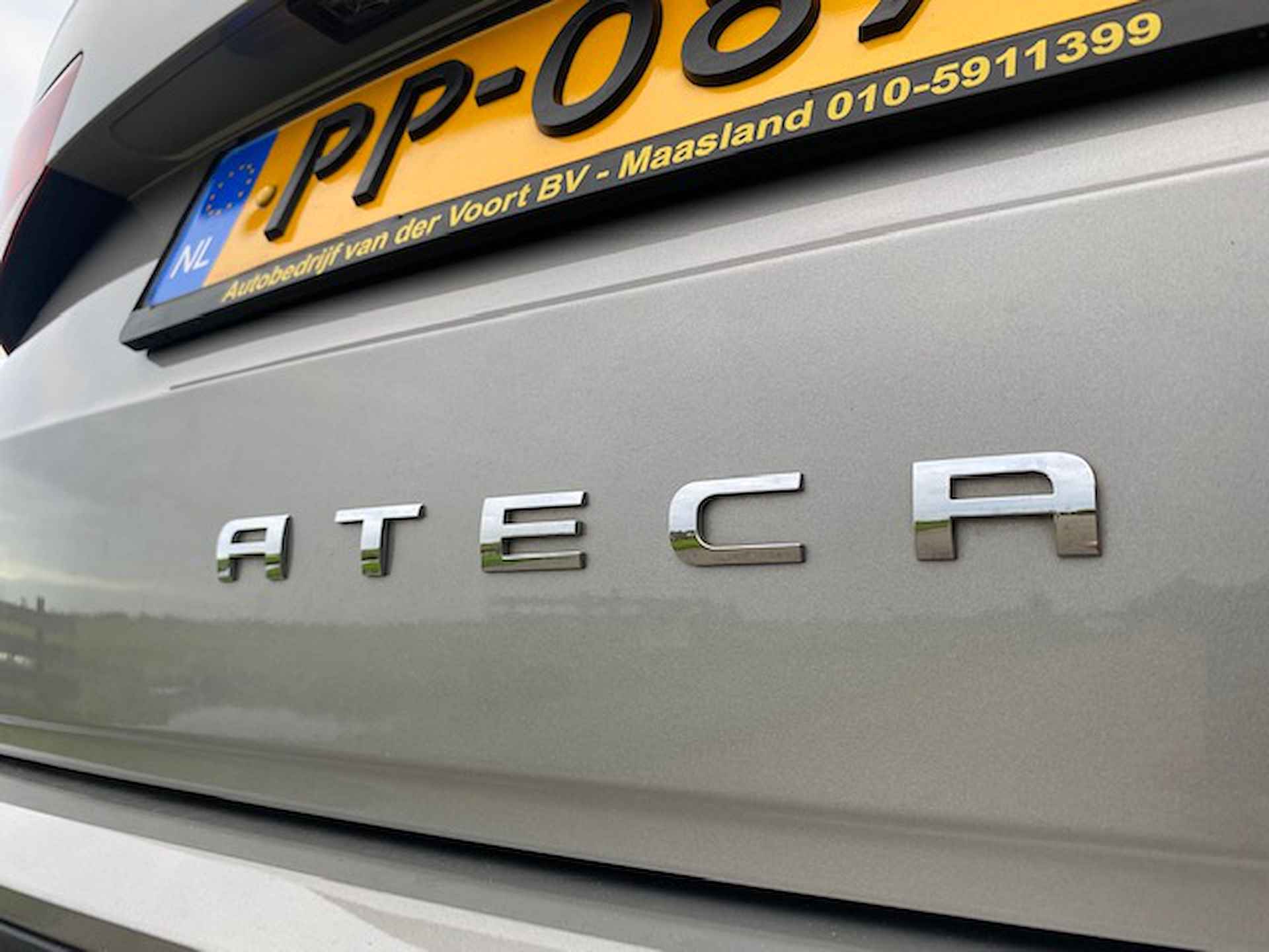 SEAT Ateca 1.0 TSI Limited Edition | Apple carplay / Android auto | Navigatie | Camera | Pdc V+A | Cruise control | PDC V+A | Alcantara | NAP | Rijklaar prijs! - 9/24