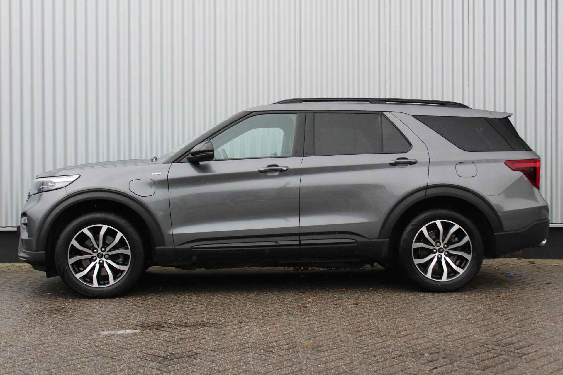 Ford Explorer 3.0 V6 PHEV ST-Line Panoramadak Stoelmassage BLIS Winterpack Adap. CruiseControl Camera V+A - 28/53