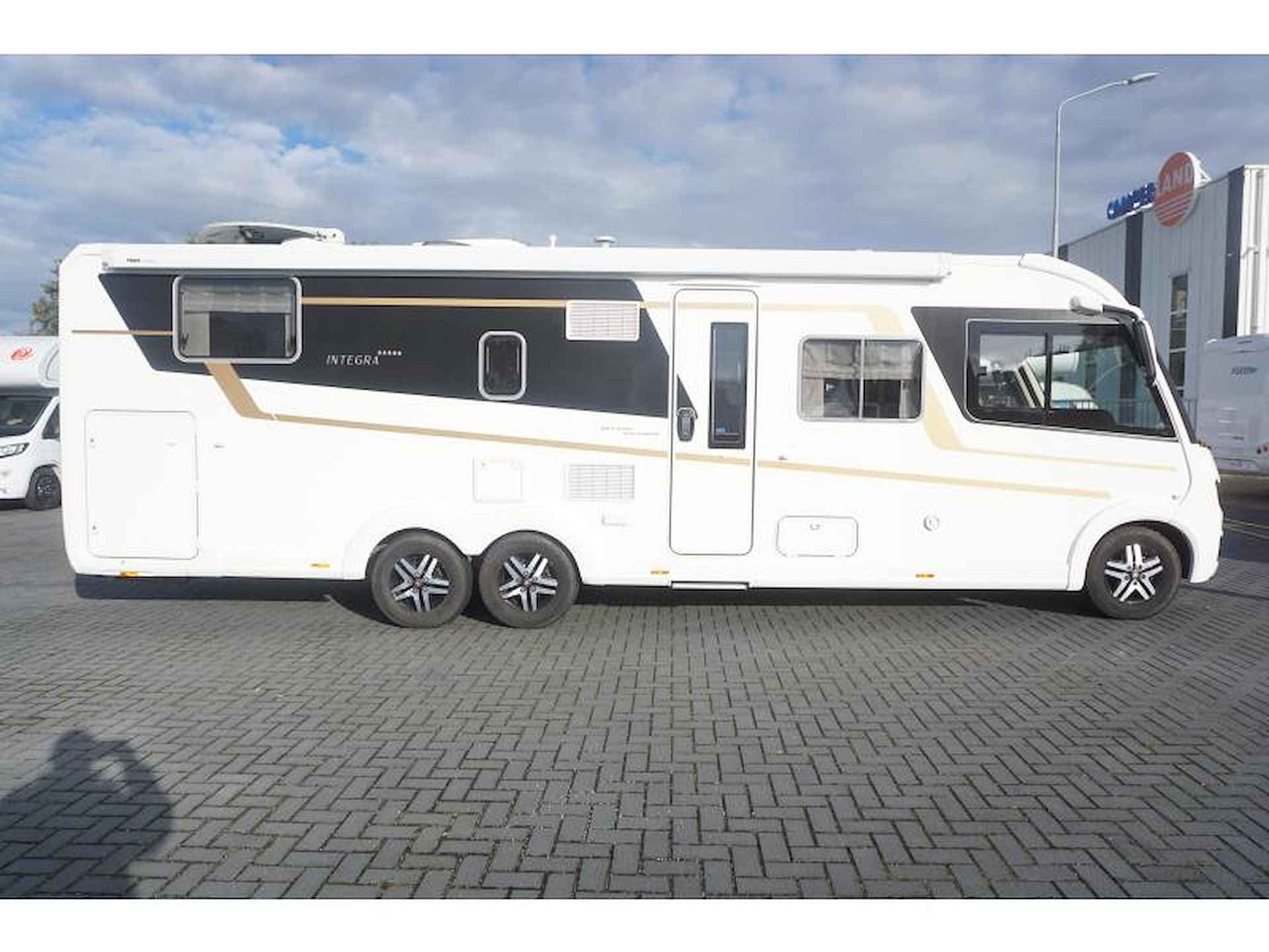 Eura Mobil Integra 890 QB !!VERKOCHT!! - 3/25