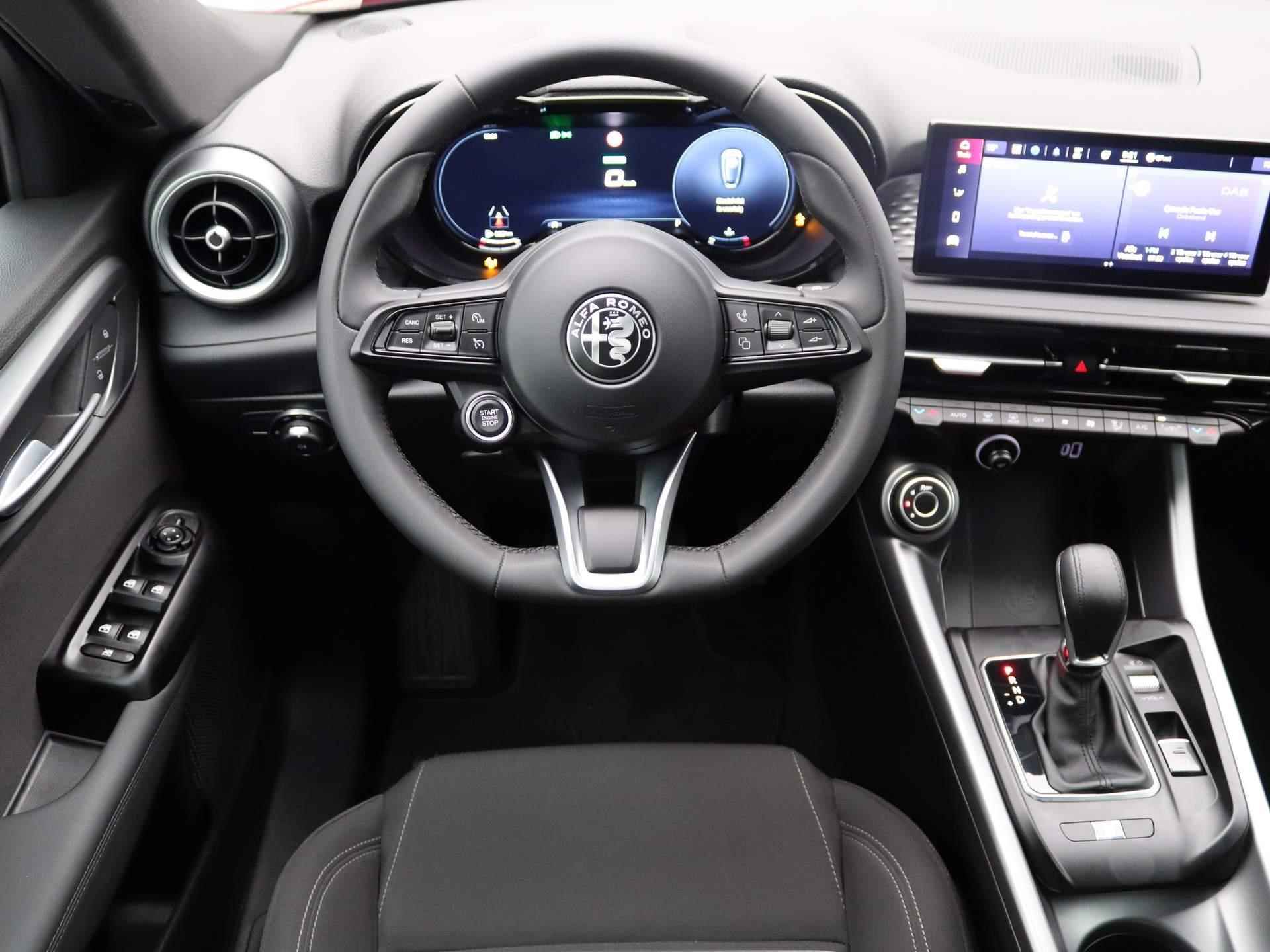 Alfa Romeo Tonale 1.5T Hybrid Super | Climate Controle | Apple Carplay/Android Auto | Parkeersensoren | LMV 18" | Cruise Controle | - 4/28