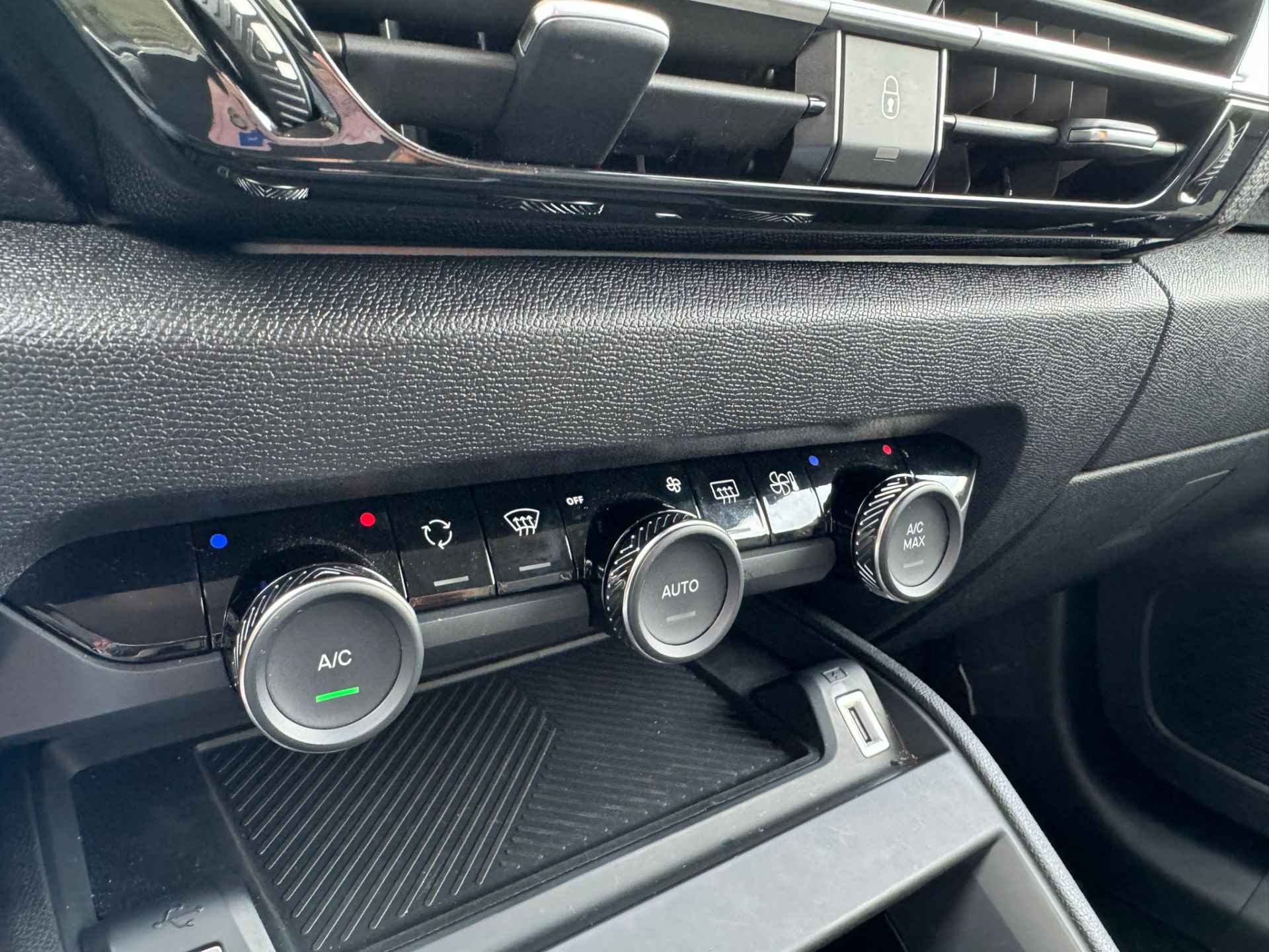 Citroën C4 1.2 130pk Shine Automaat|Camera|Navigatie - 15/31