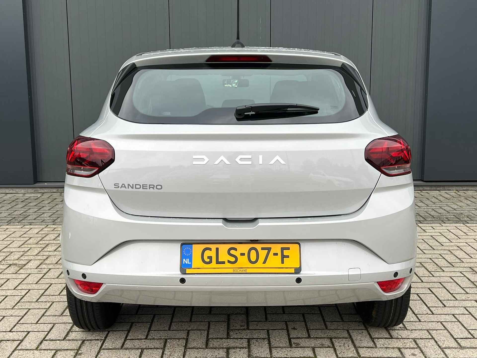 Dacia Sandero 1.0 TCe 90 Expression | Navigatie | Carplay | Airco | Parkeersensoren voor & achter | - 13/26