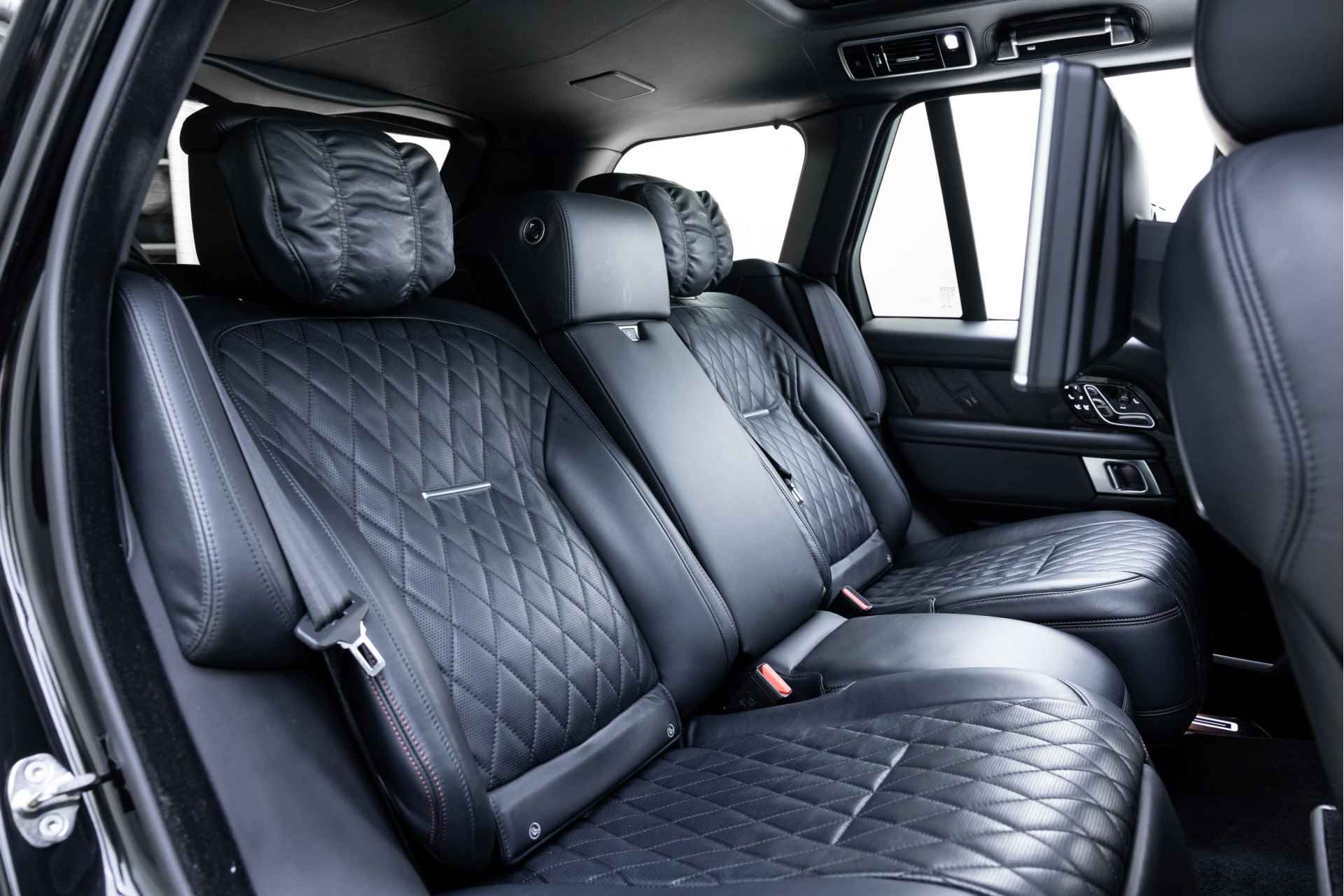 Land Rover Range Rover P565 SVAutobiography Dynamic Black | Hot Stone Massage | Carbon interieur afwerking | Executive Rear Seating | - 21/42