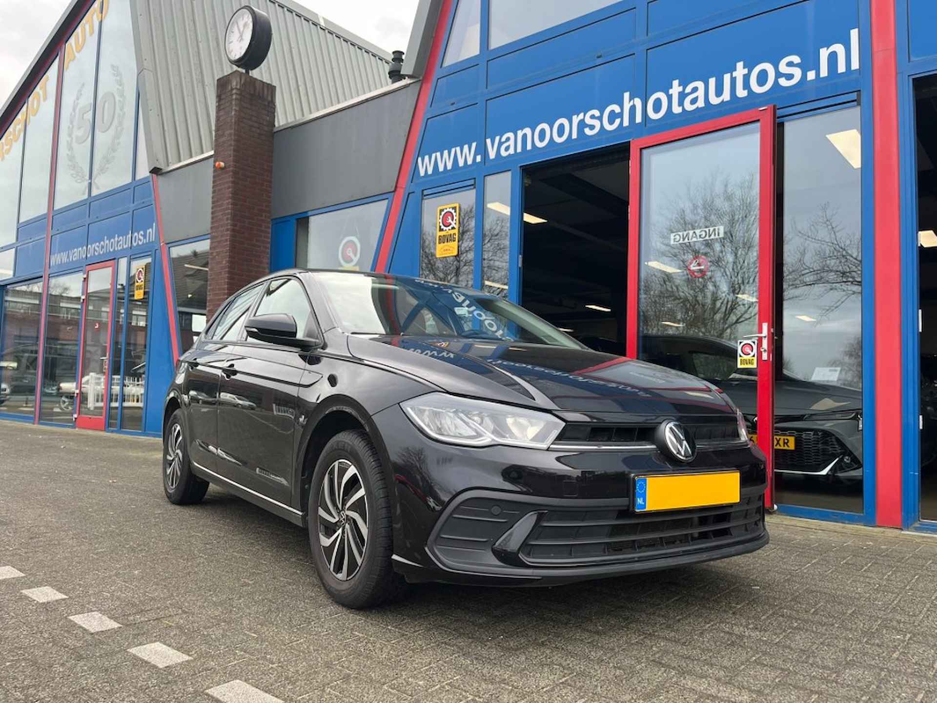 VOLKSWAGEN Polo 1.0 TSi Automaat Navi Carplay Led Airco bj2022 - 17/23