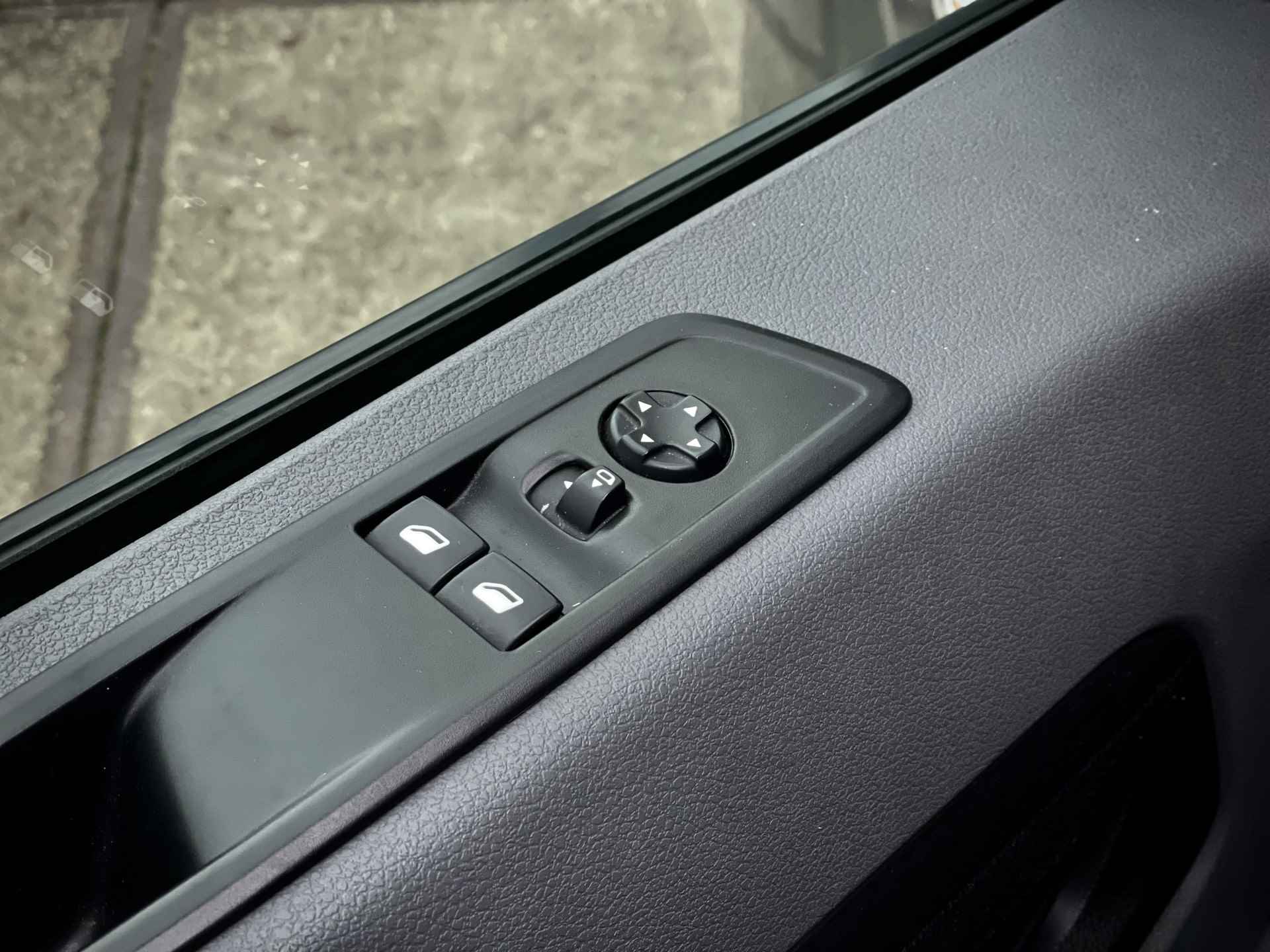 Opel Vivaro Combi 2.0 CDTI 145pk Automaat L3H1 | 9-persoons | Apple Carplay & Android Auto | - 11/17