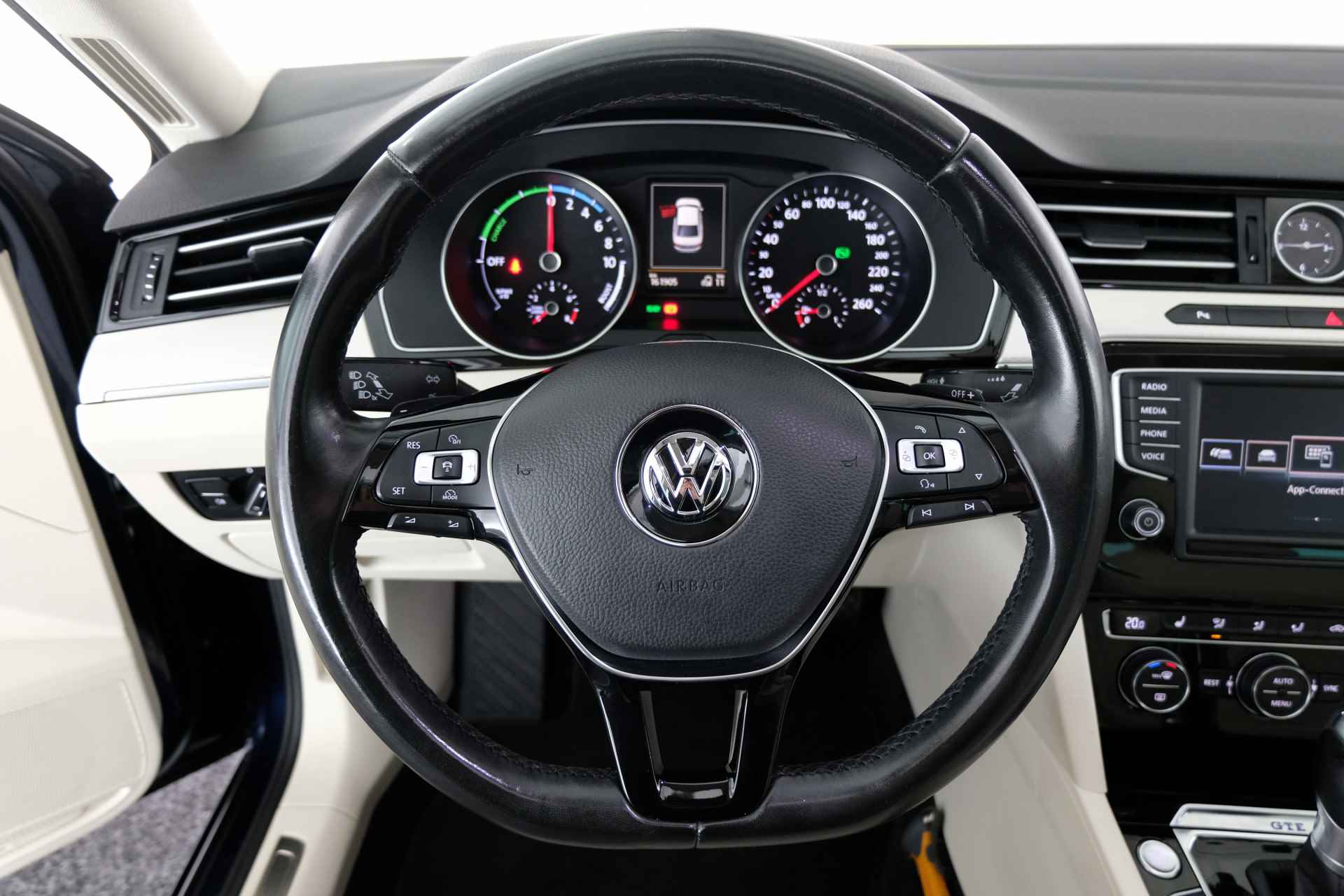 Volkswagen Passat 1.4 TSI GTE Highline / SCHUIF-KANTEL / TREKHAAK / ADAP. CRUISE / - 8/31
