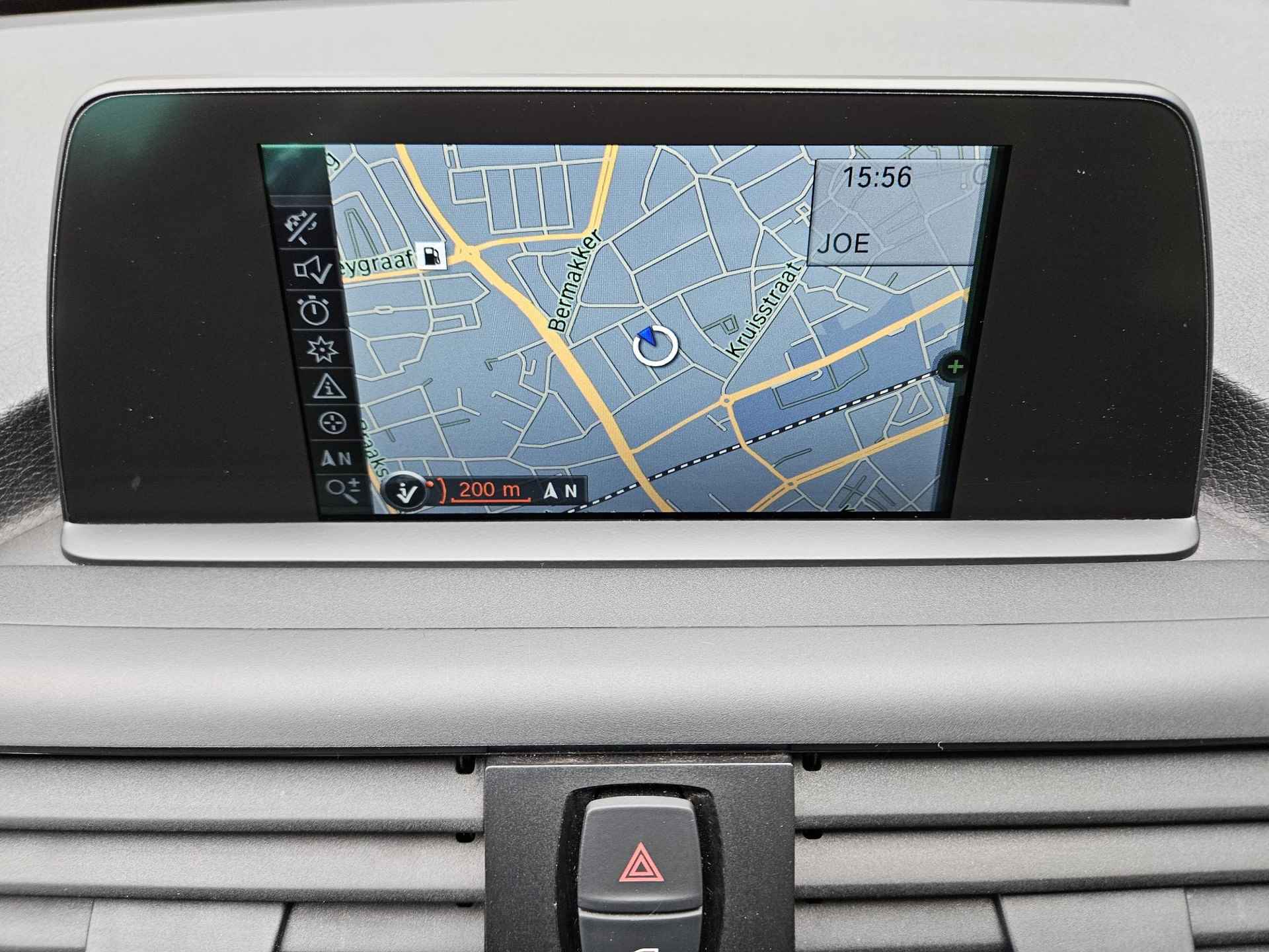 BMW 1-serie 125i Apple Carplay/Elektrisch schuifdak/M-Sport remklauwen/Sportstoelen/Xenon/Stoelverwarming/Cruise&Clima control/ (MET GARANTIE*) - 19/37