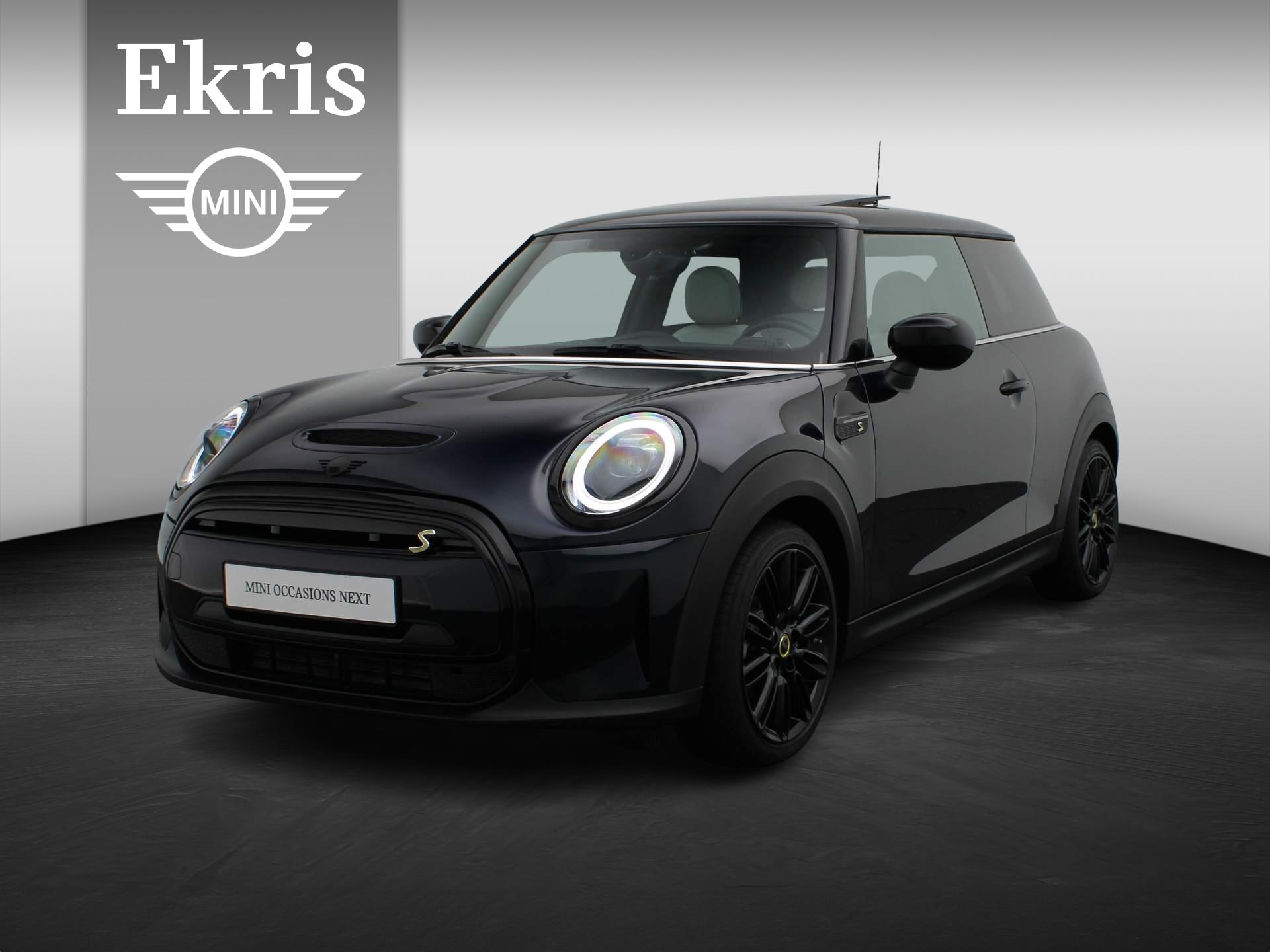 MINI Electric Cooper SE Classic Comfort Plus Pakket + Glazen panoramadak + Leer Chester Satellite Grey + 17'' + PDC + Led