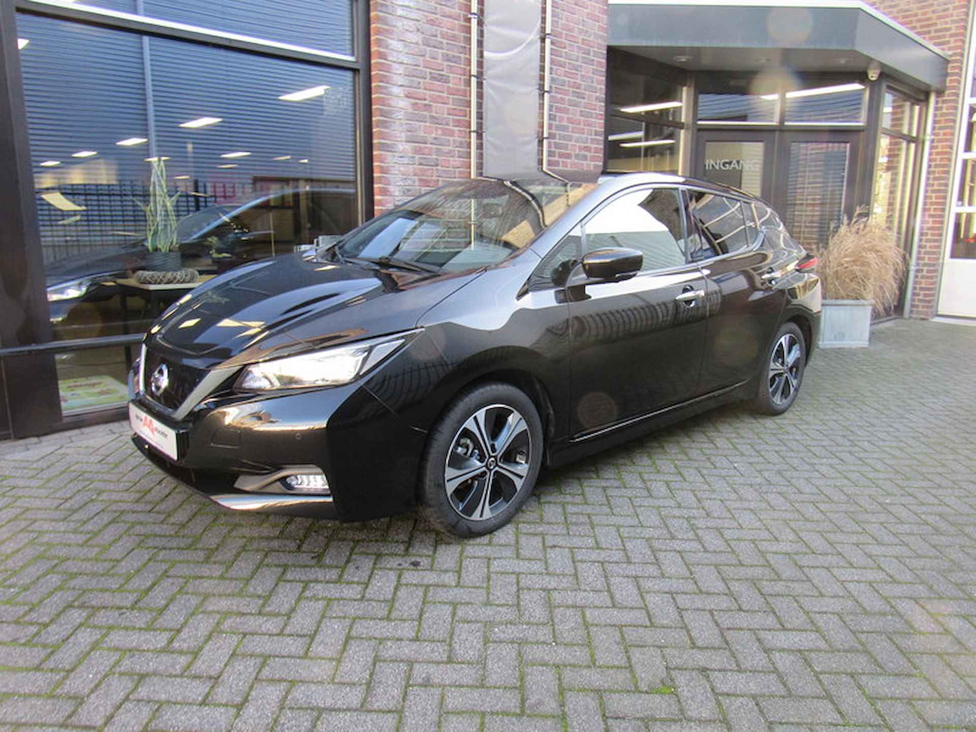 Nissan Leaf Electric 40kWh N-Connecta €2.000 Subsidie mogelijk/ Pro pilot / Adapt. Cruise / Dodehoek /  360° Camera /Stuur en stoelverwarming - 8/32