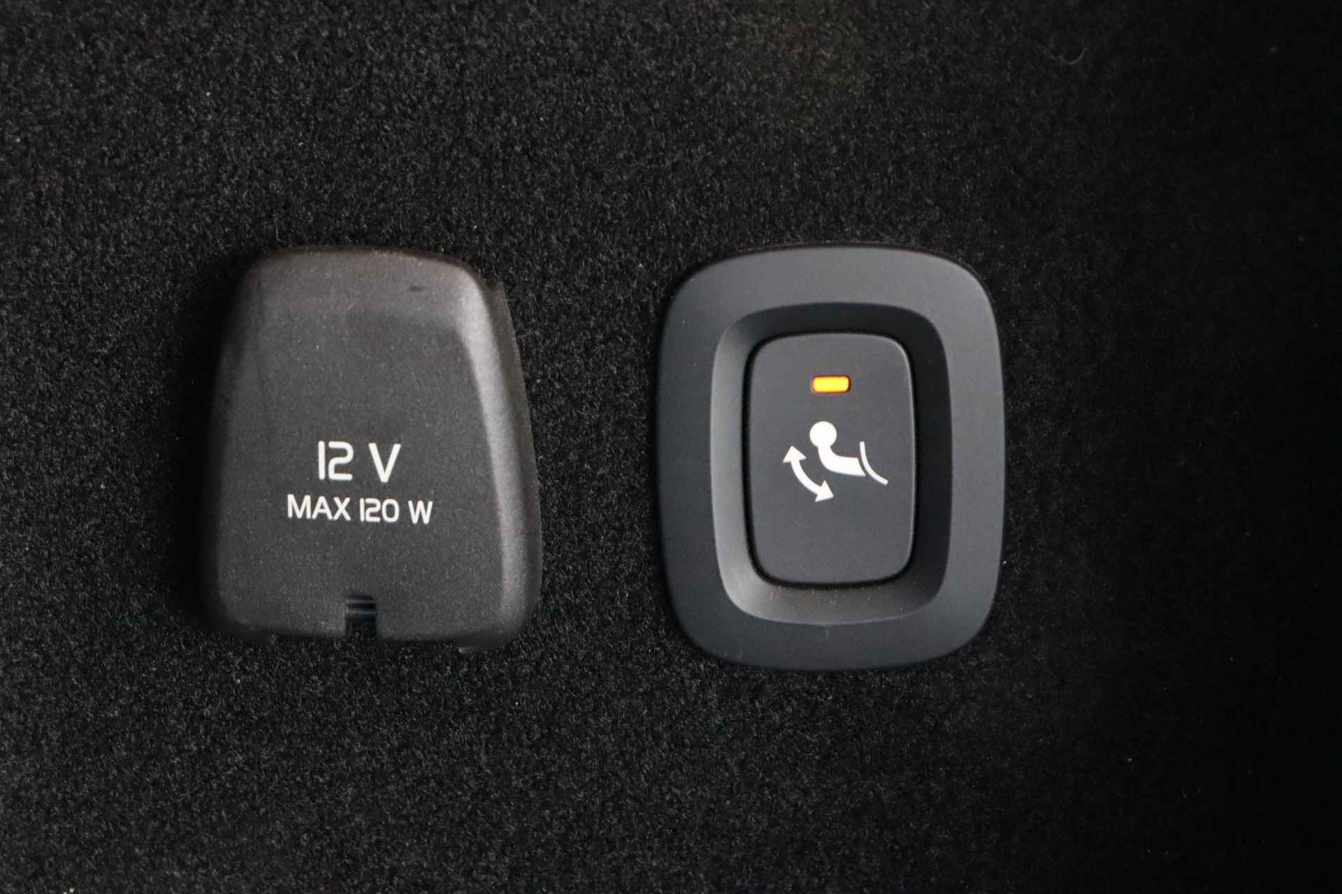 Volvo V60 T6 AWD Recharge Inscription | Trekhaak | Schuifdak | 360° Camera | Harman Kardon | Head-Up Display | Stoel en Stuurwielverwarmin - 14/70