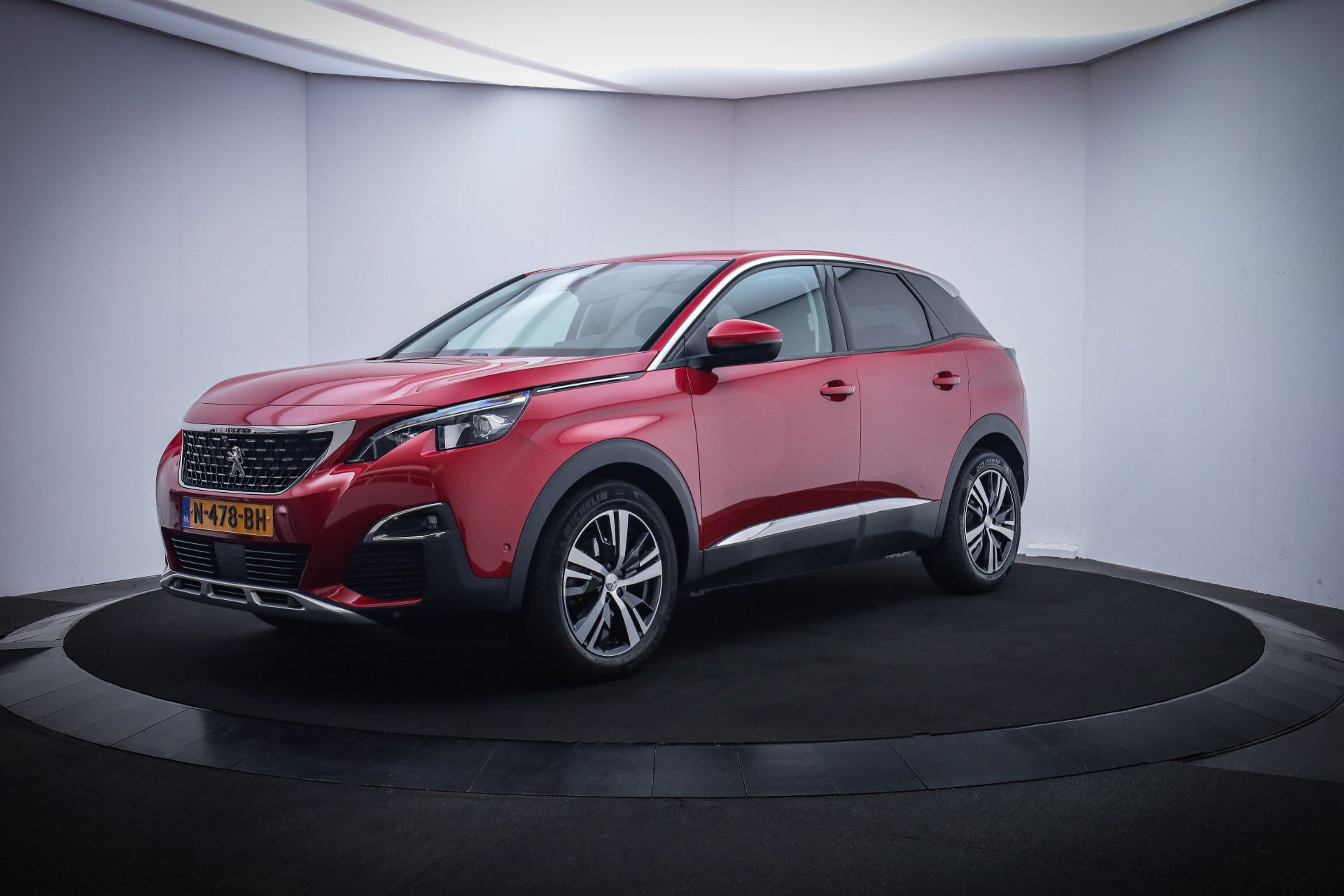 Peugeot 3008 1.2T ALLURE Plus FULL LED/360 CAM/CARPLAY/NAVI/CRUISE/DAB+/HALF LEDER/AFN TREKHAAK/LMV 18''