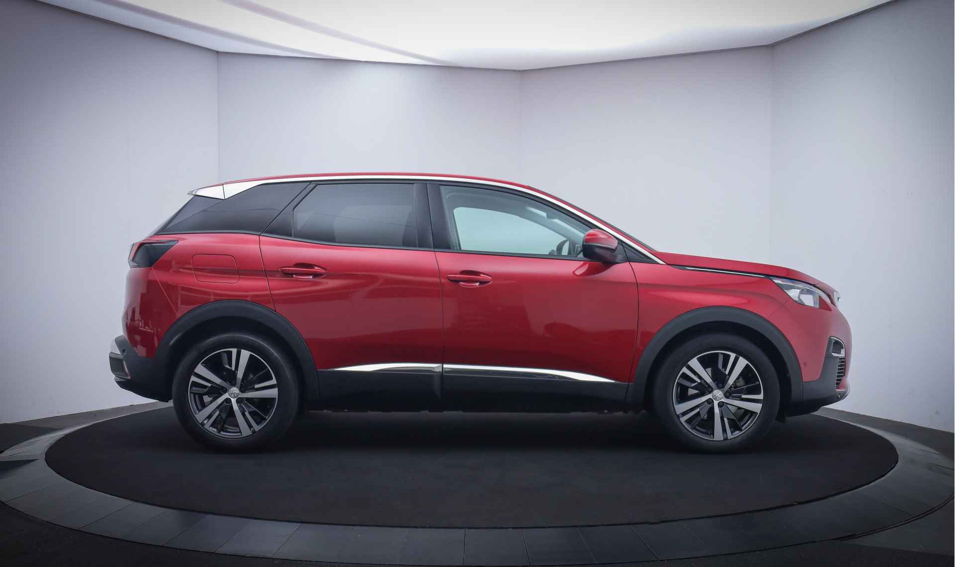 Peugeot 3008 1.2T ALLURE Plus FULL LED/360 CAM/CARPLAY/NAVI/CRUISE/DAB+/HALF LEDER/AFN TREKHAAK/LMV 18'' - 4/25