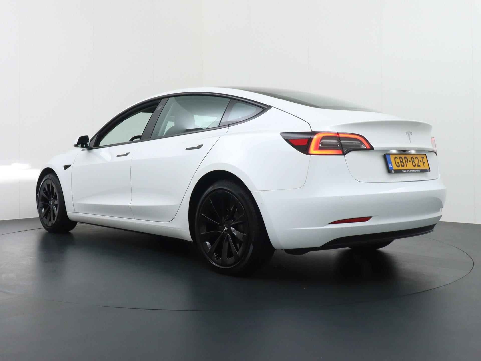 Tesla MODEL 3 Standard RWD Plus 60 kWh VAN: 35.900,- VOOR 33.877,- UW ZOMERVOORDEEL: 2.023,- | * 27.997 EX BTW * | PANO | LEDER - 6/44