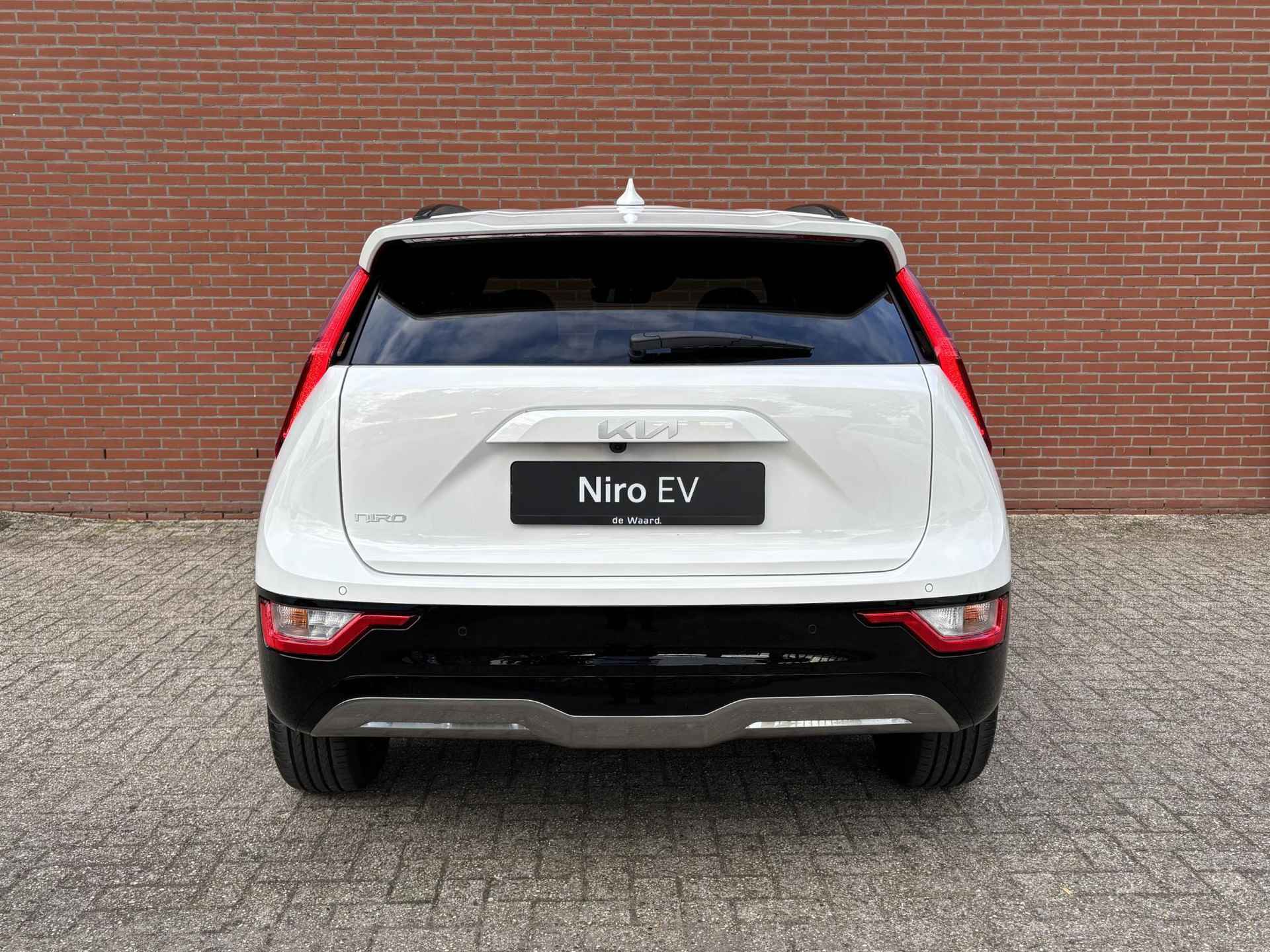 Kia Niro EV Light Advanced 64.8 kWh | €2.000,- inruilvoordeel | Stoel- en stuurverwarming | Achteruitrijcamera | Navigatie - 10/28