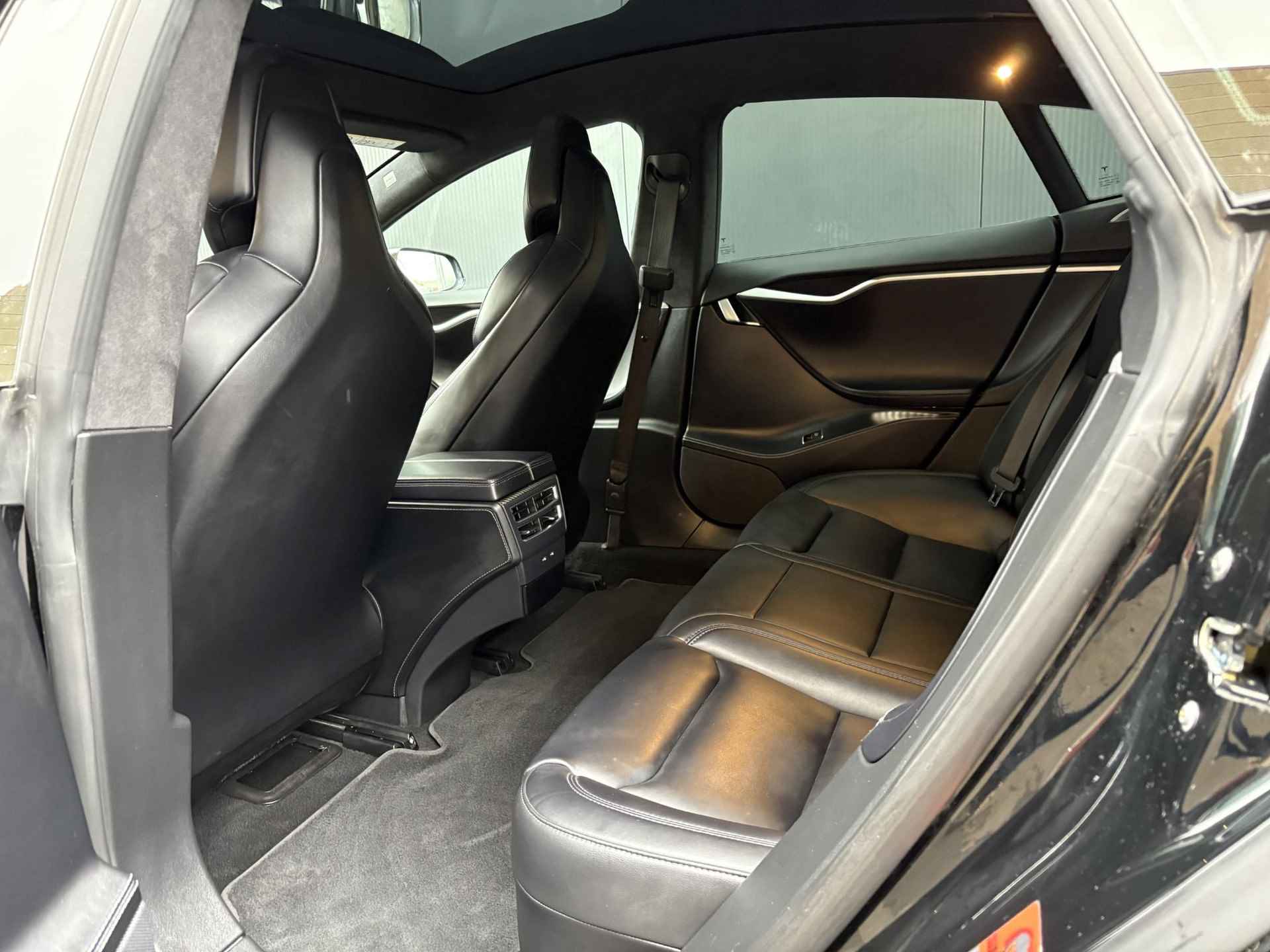 Tesla Model S 100D Panoramodak | Leder  interieur | LM velgen 21 inch | Metallic lak | Bovag garantie | NAP - 12/35