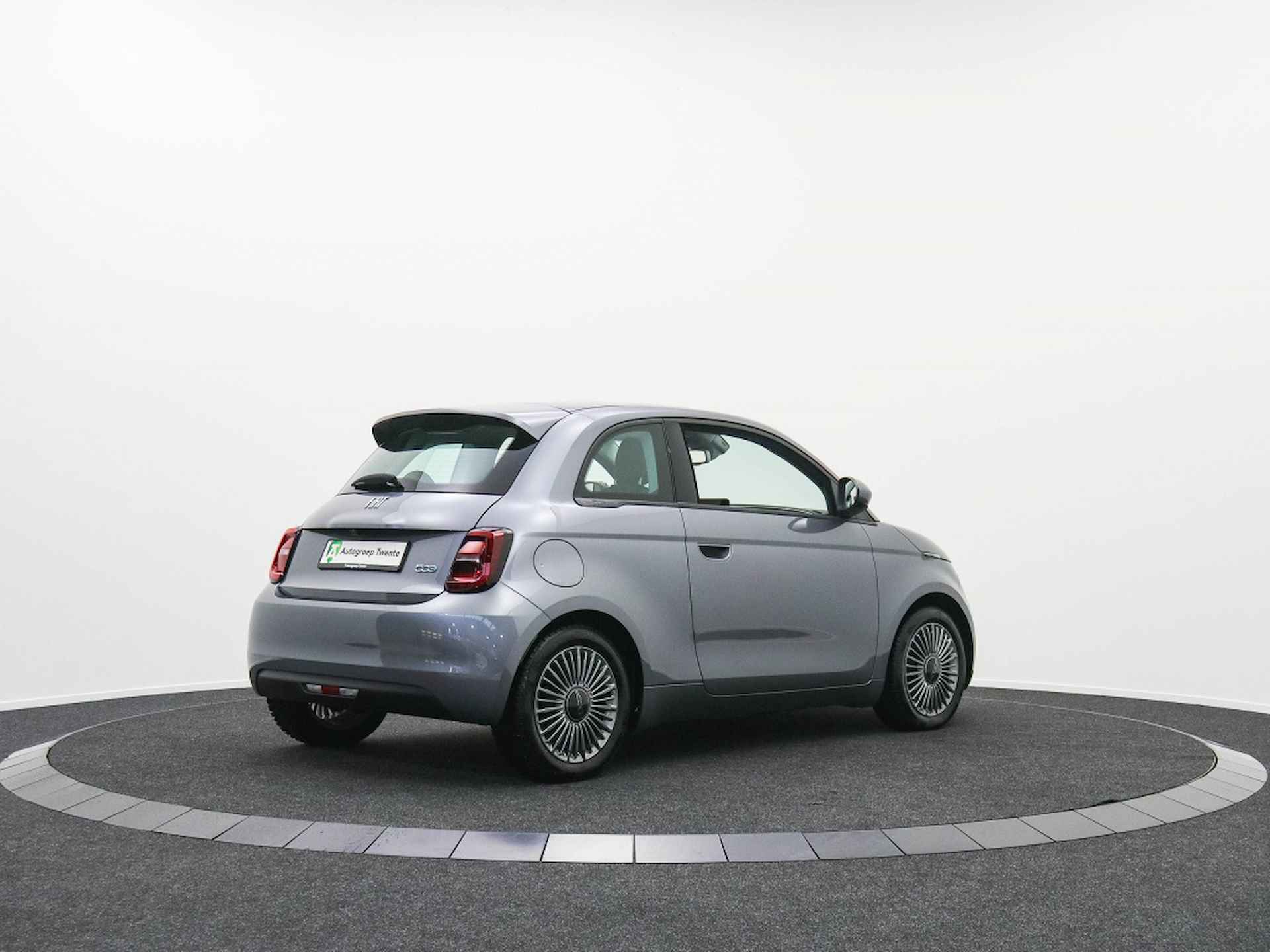 Fiat 500 Icon 42 kWh | Private lease 299 p.m. | Navigatie - 7/49