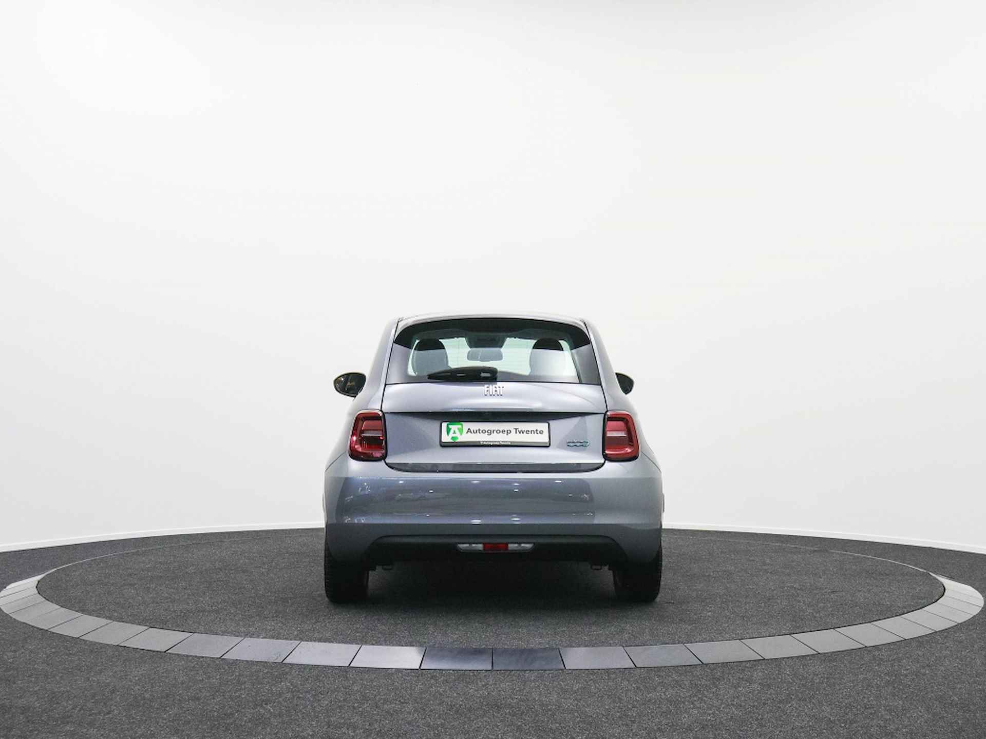 Fiat 500 Icon 42 kWh | Private lease 299 p.m. | Navigatie - 8/49