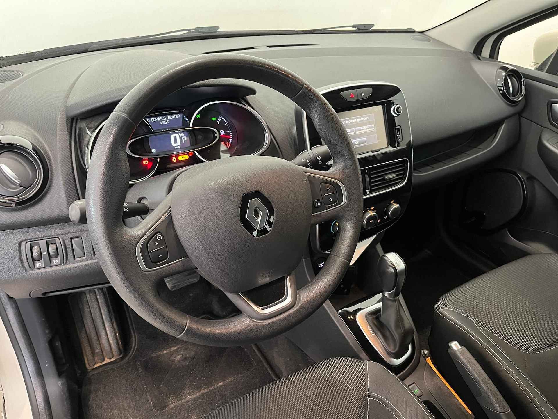 Renault Clio Estate 1.2 TCe 120 EDC Zen Automaat | AIRCO | NAVI | PDC | DAB+ | - 14/33