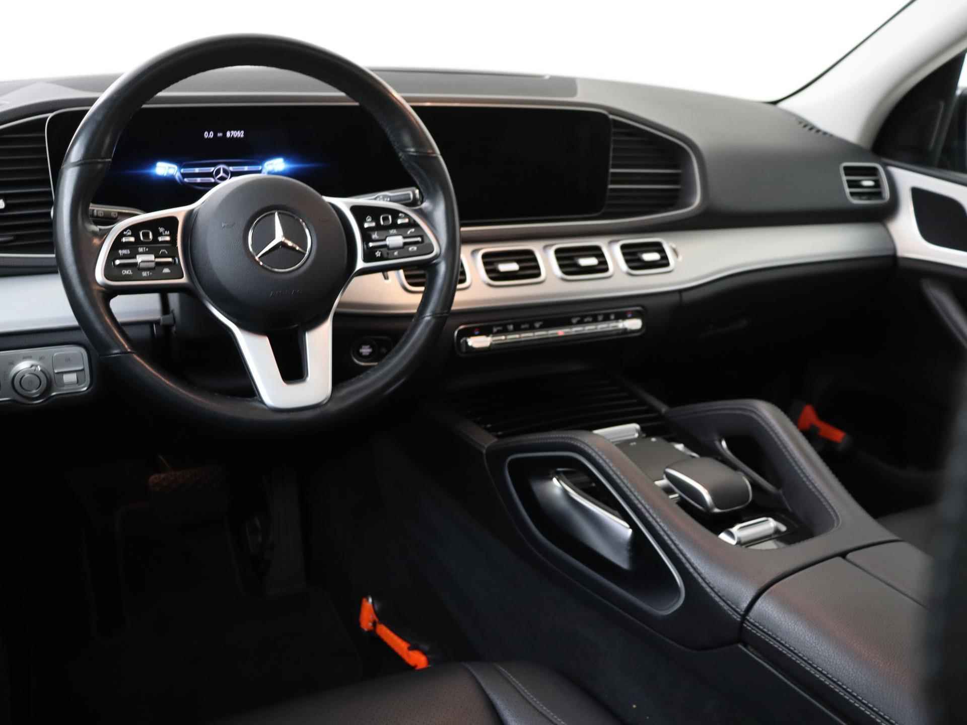 Mercedes-Benz GLE-klasse 300d / Stoelverwarming / 360Graden-Camera / Panaroma-schuifdak / Memory-Stoelen / Trekhaak / - 6/37