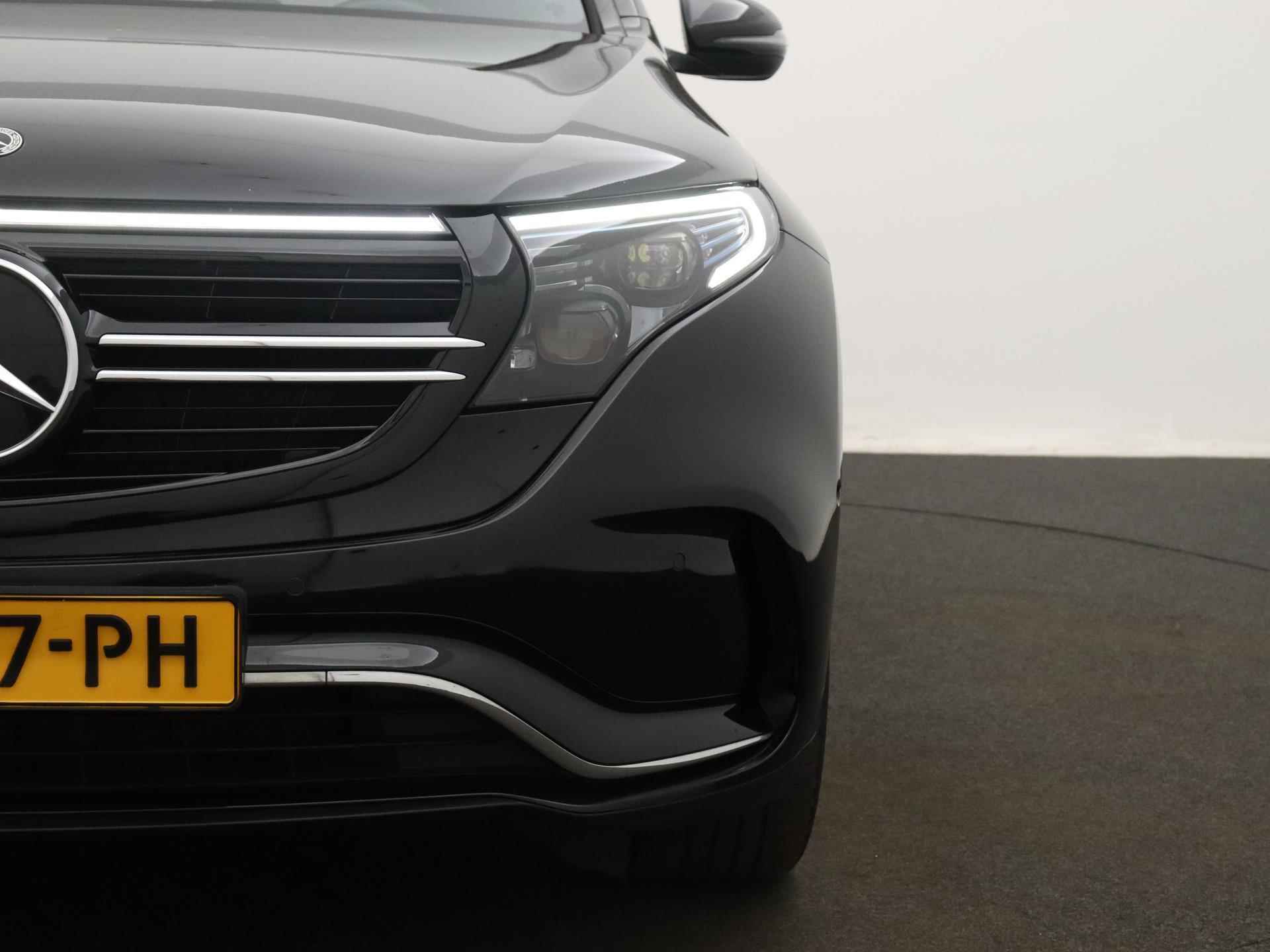 Mercedes-Benz EQC 400 4MATIC AMG Premium 80 kWh 8% Bijtelling TREKHAAK 1.800KG - 17/43