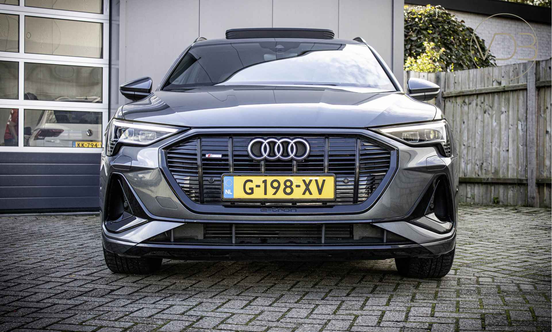 Audi e-tron 50 Quattro 3x S-Line Black Edition PANORAMA VIRTUAL TREKHAAK - 2/16