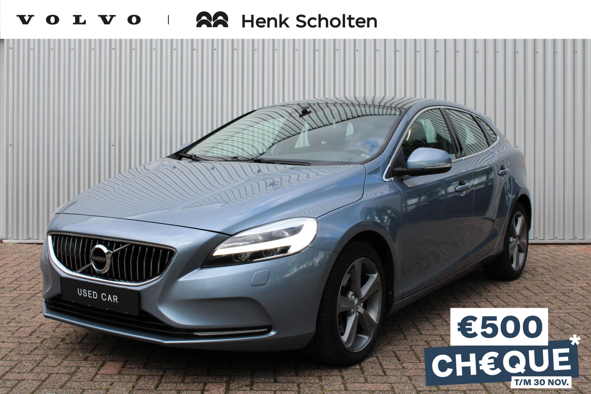 Volvo V40 2.0 T3 Inscription, Panoramadak, Achteruitrijcamera, Lederen bekleding, Stoelverwarming, Standkachel, Bestuurdersstoel met geheugenfunctie,