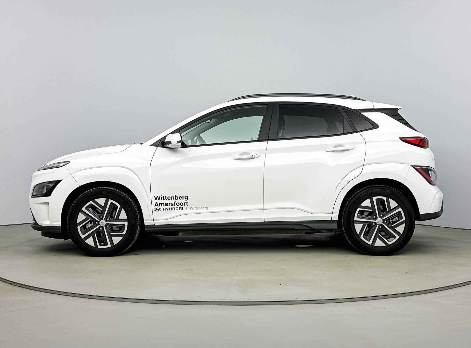 Hyundai Kona Electric Fashion | €2000,- Subsidie! | 3-Fasen | Warmtepomp | Bluelink app | Navigatie | Camera | Adaptive cruise | - 4/28