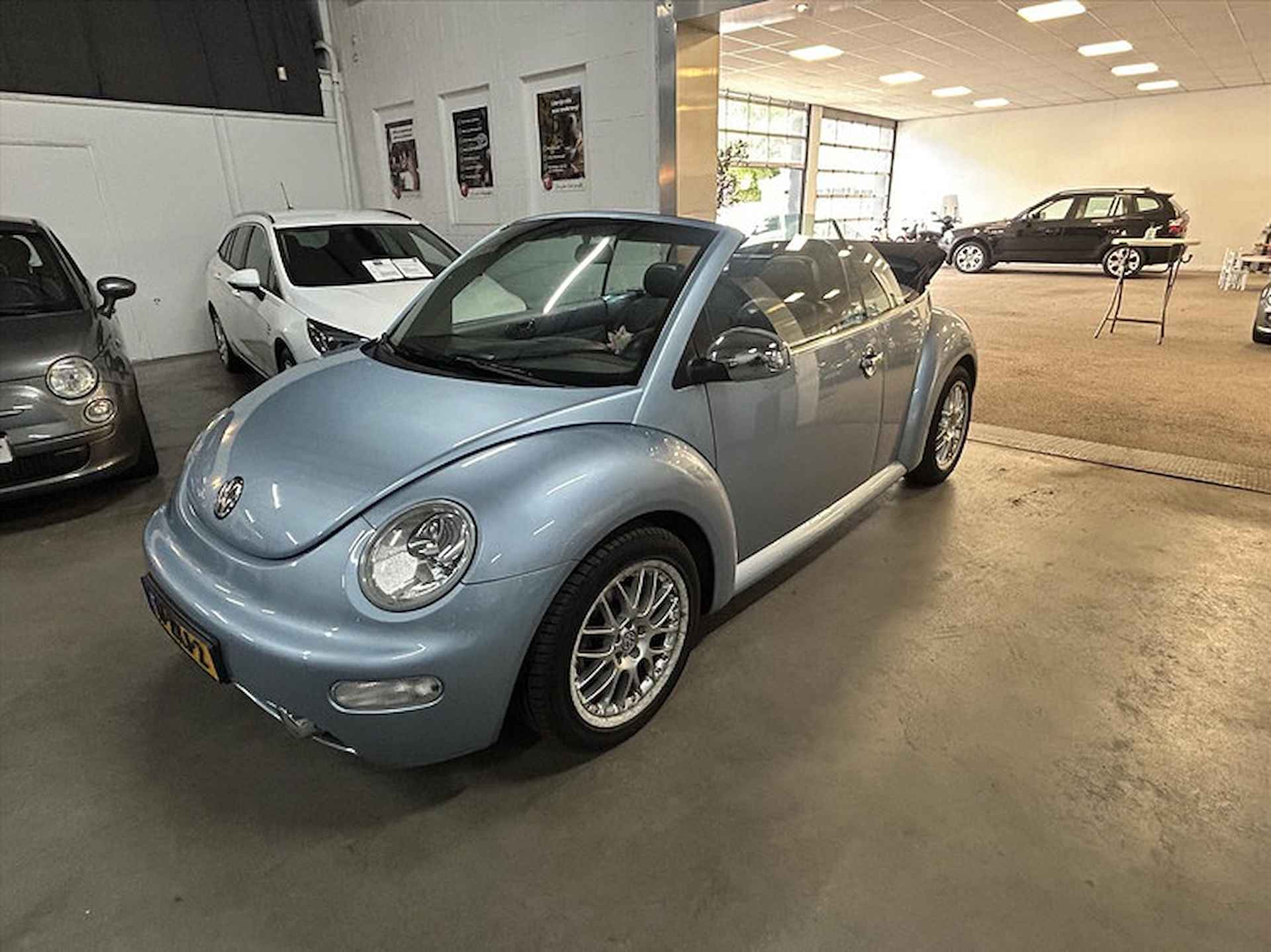 Volkswagen New Beetle Cabriolet 2.0 - 4/12