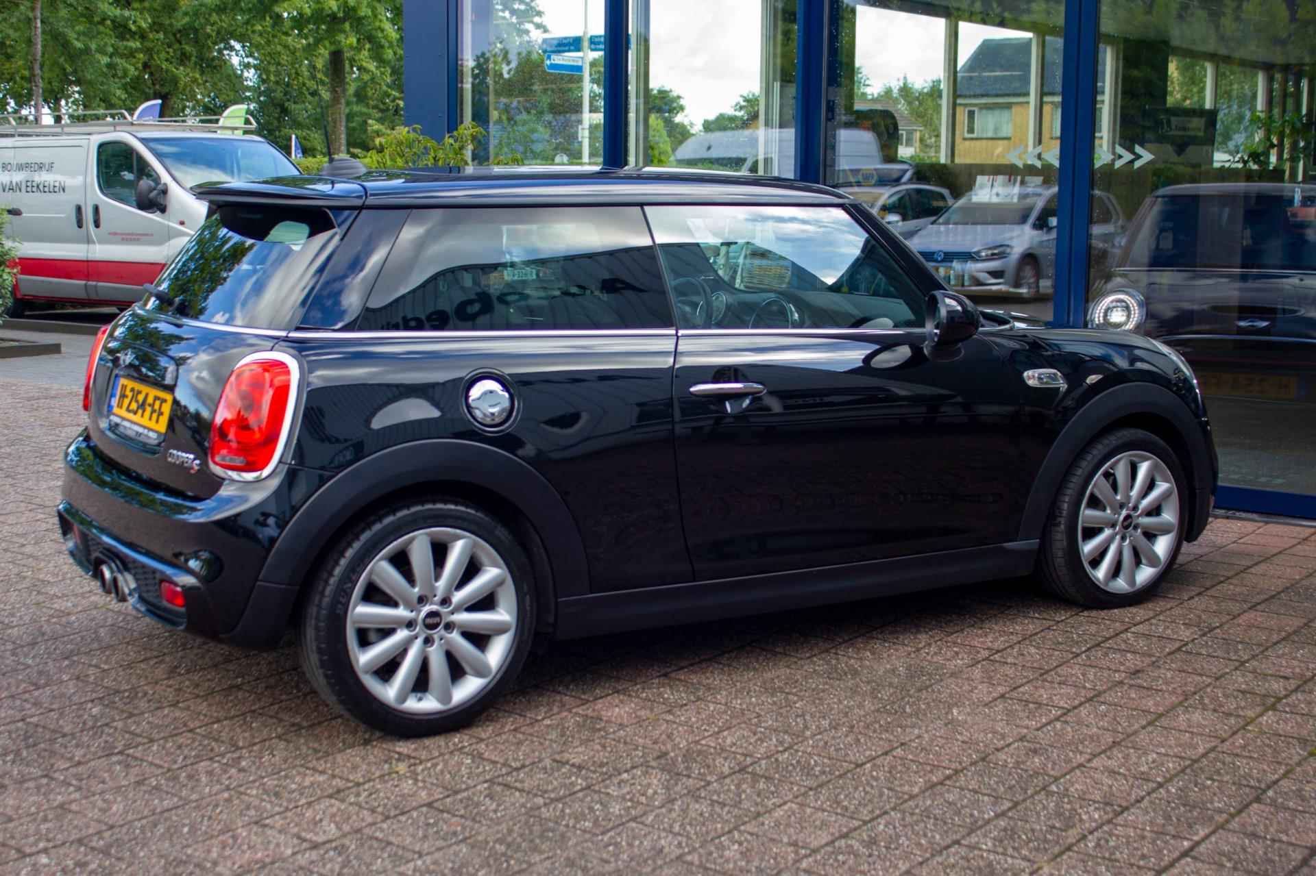 Mini Mini 2.0 Cooper S JCW Serious Business Dubbel Panodak Harman Kardon Leder - 17/49