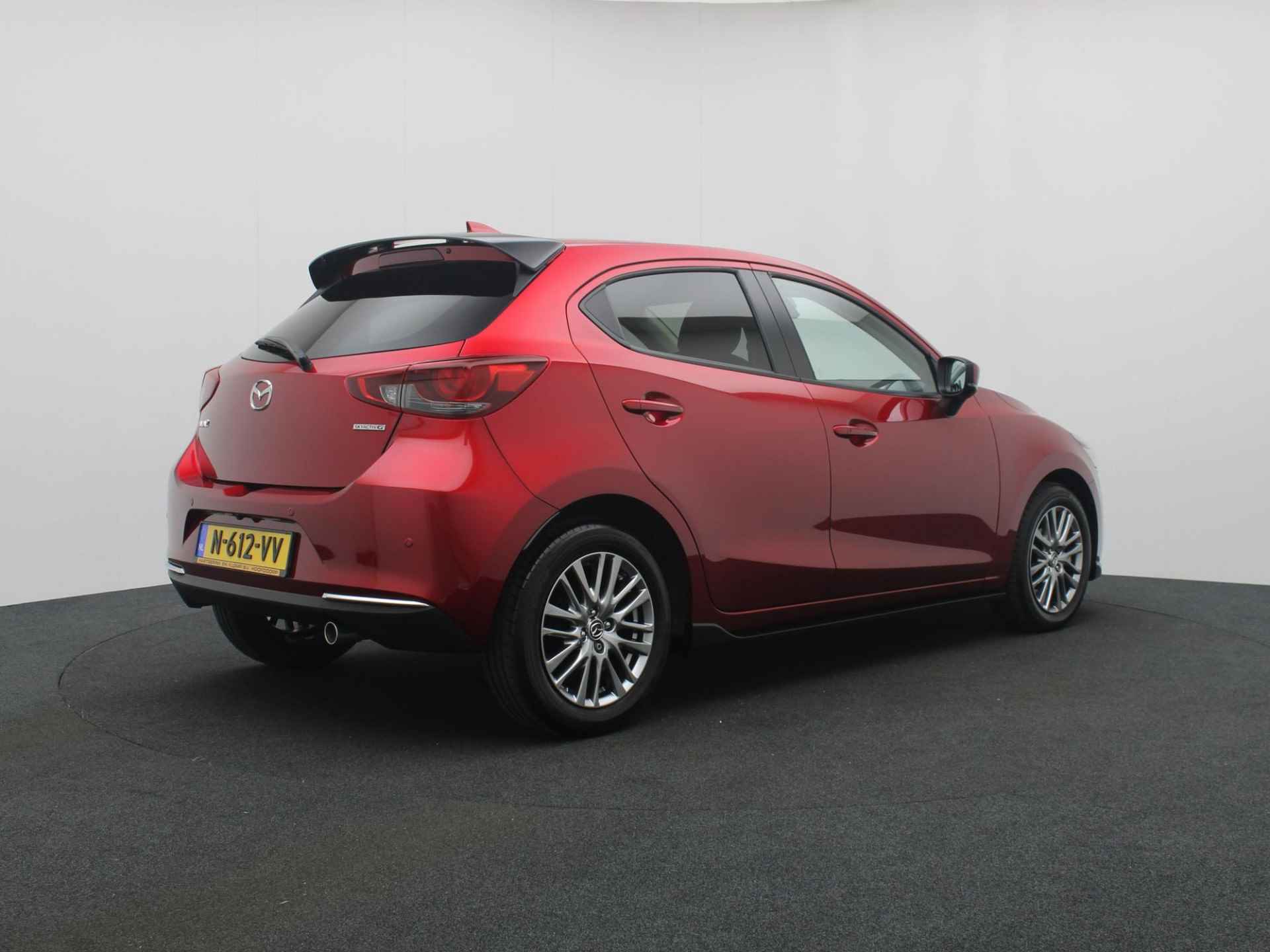 Mazda 2 1.5 Skyactiv-G Luxury i-Activesense met aero pakket : dealer onderhouden - 6/45