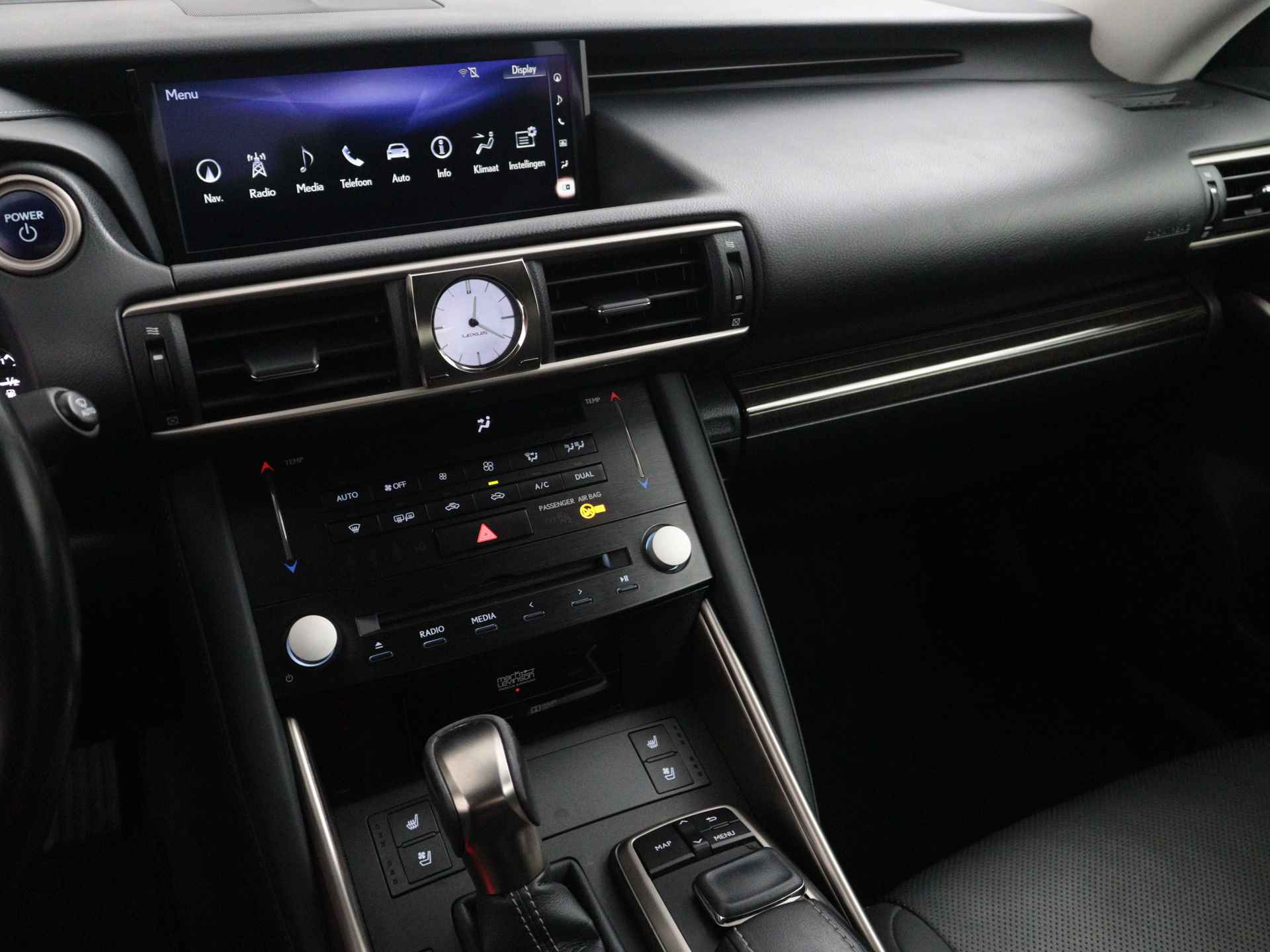 Lexus IS 300h Hybrid Luxury Line Limited | Stoelgeheugen | Geventileerde Stoelen | Mark Levinson | - 8/56